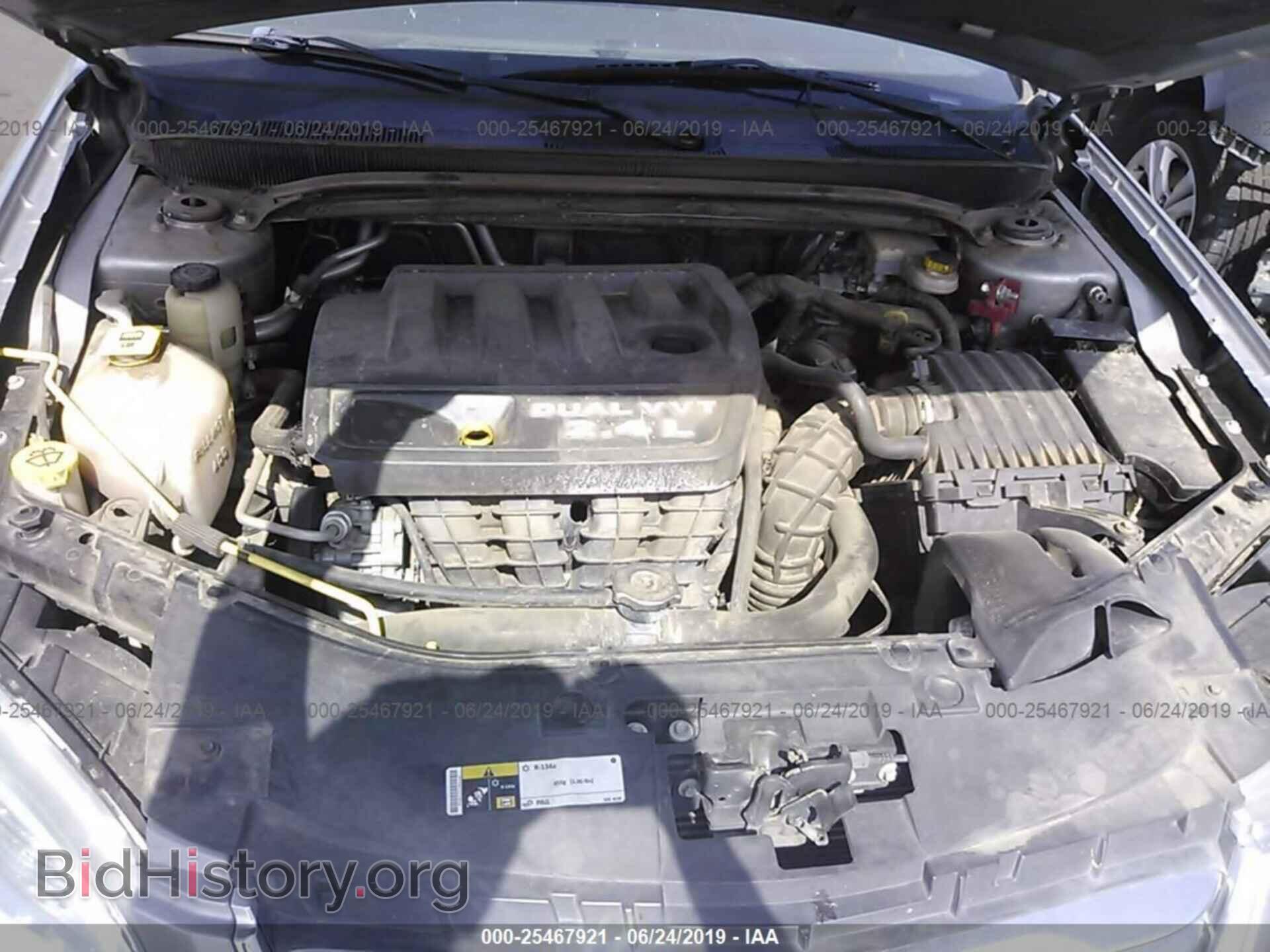 2014 CHRYSLER 200 - VIN: 1C3CCBAB4EN212124 - Фото 10