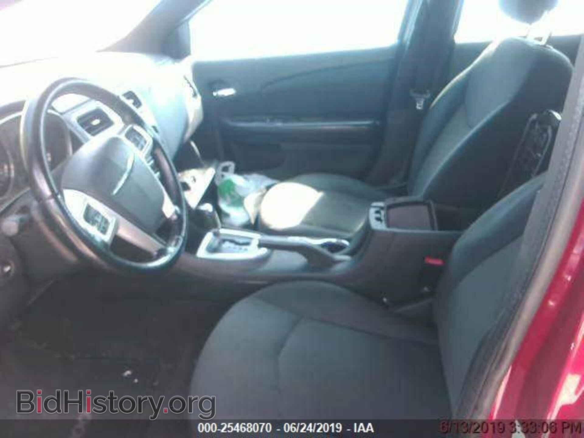 2011 CHRYSLER 200 - VIN: 1C3BC1FB6BN512788 - Фото 4