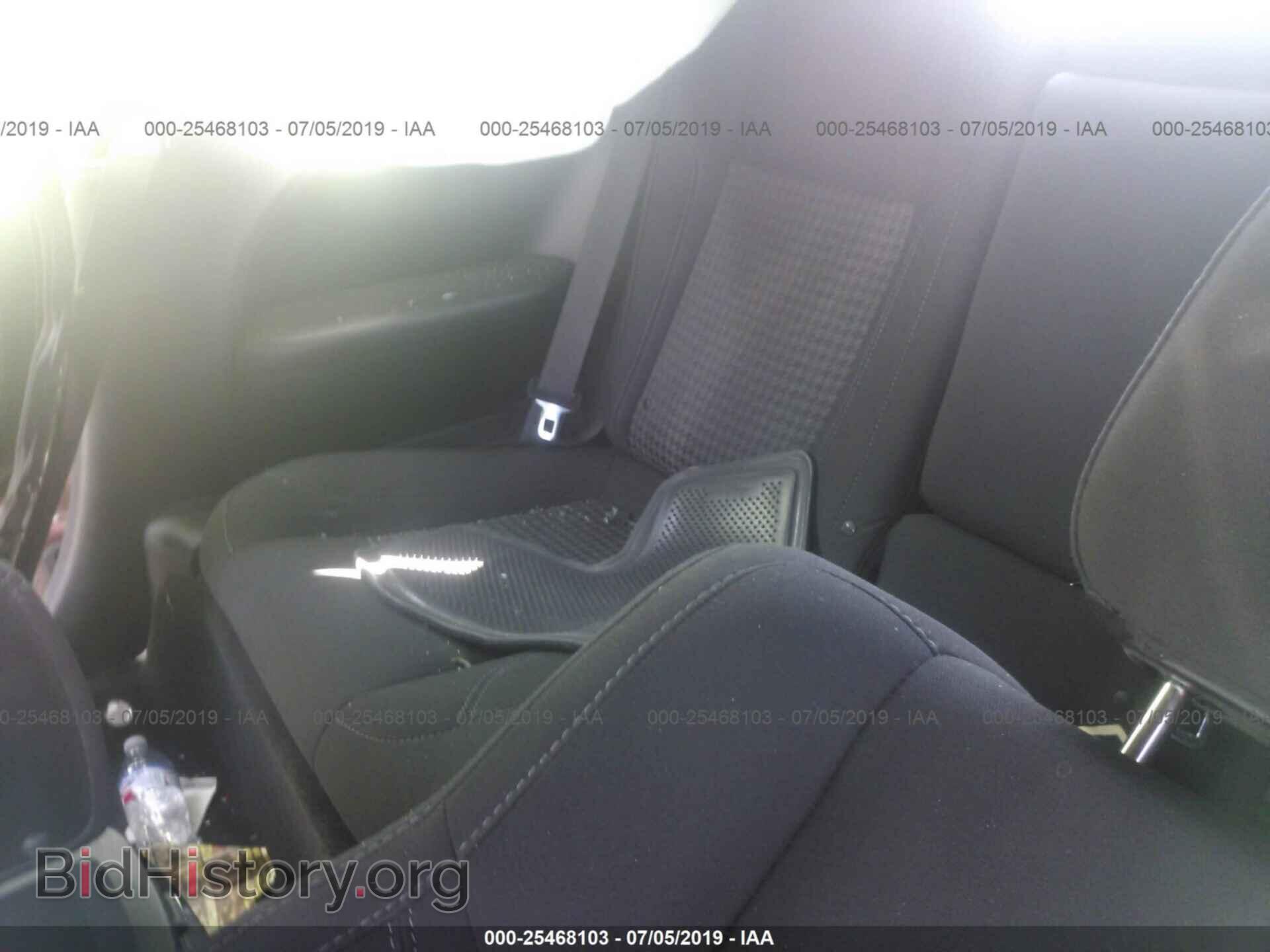 2019 DODGE CHALLENGER - VIN: 2C3CDZAG7KH563454 - Фото 8