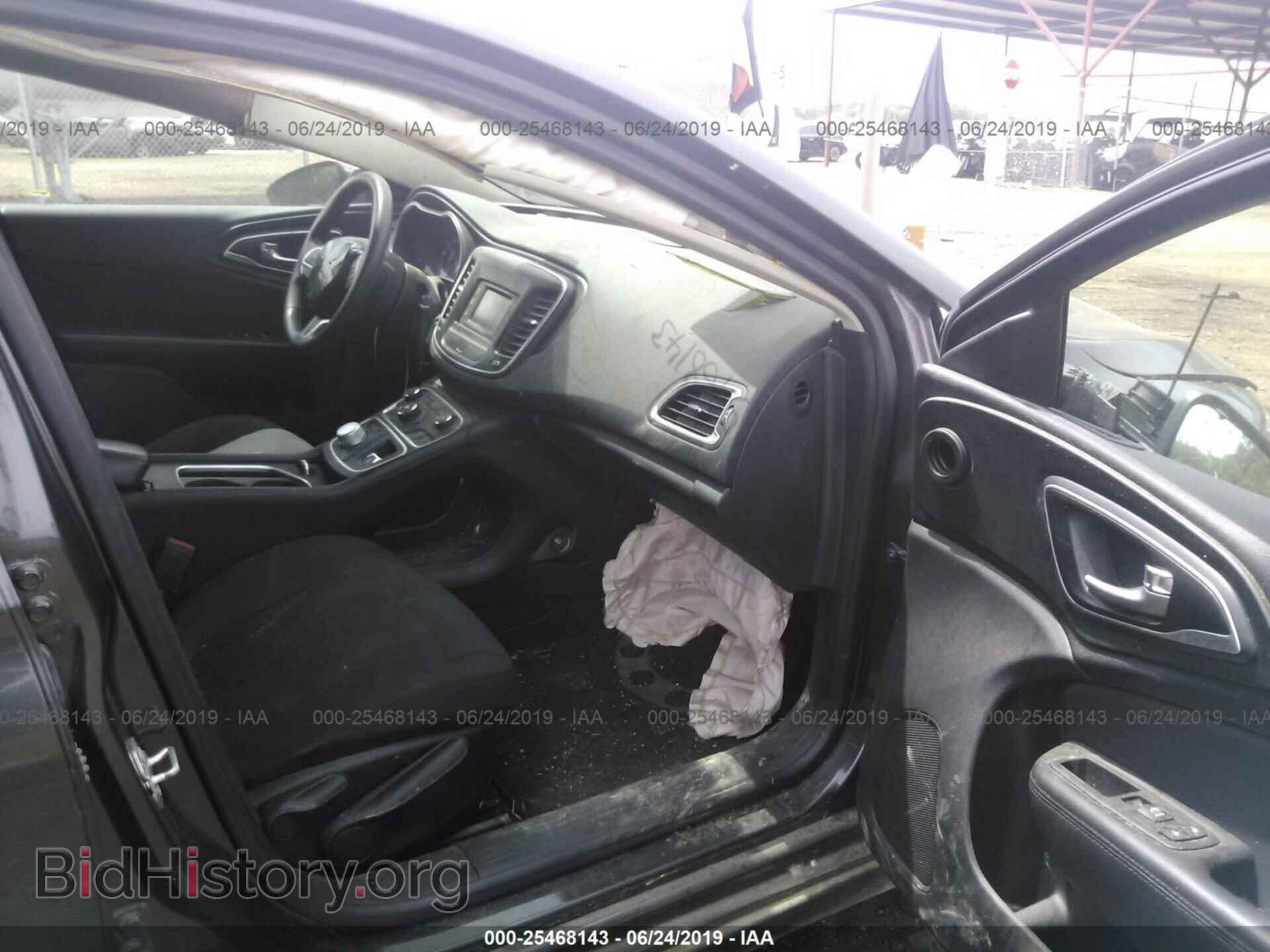 2016 CHRYSLER 200 - VIN: 1C3CCCAB2GN117246 - Photo 5