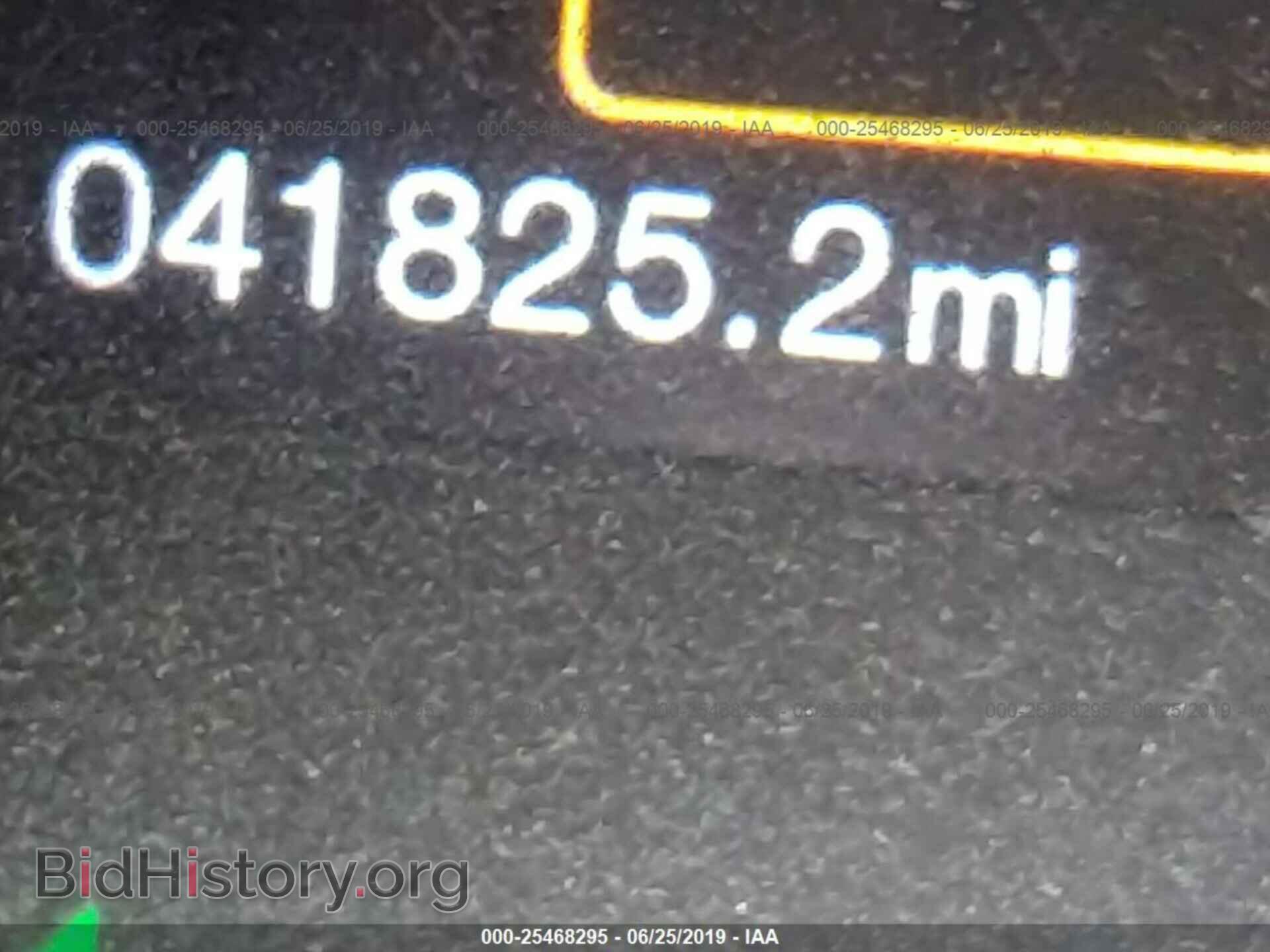 2017 FORD MUSTANG - VIN: 1FATP8UH2H5220493 - Фото 7