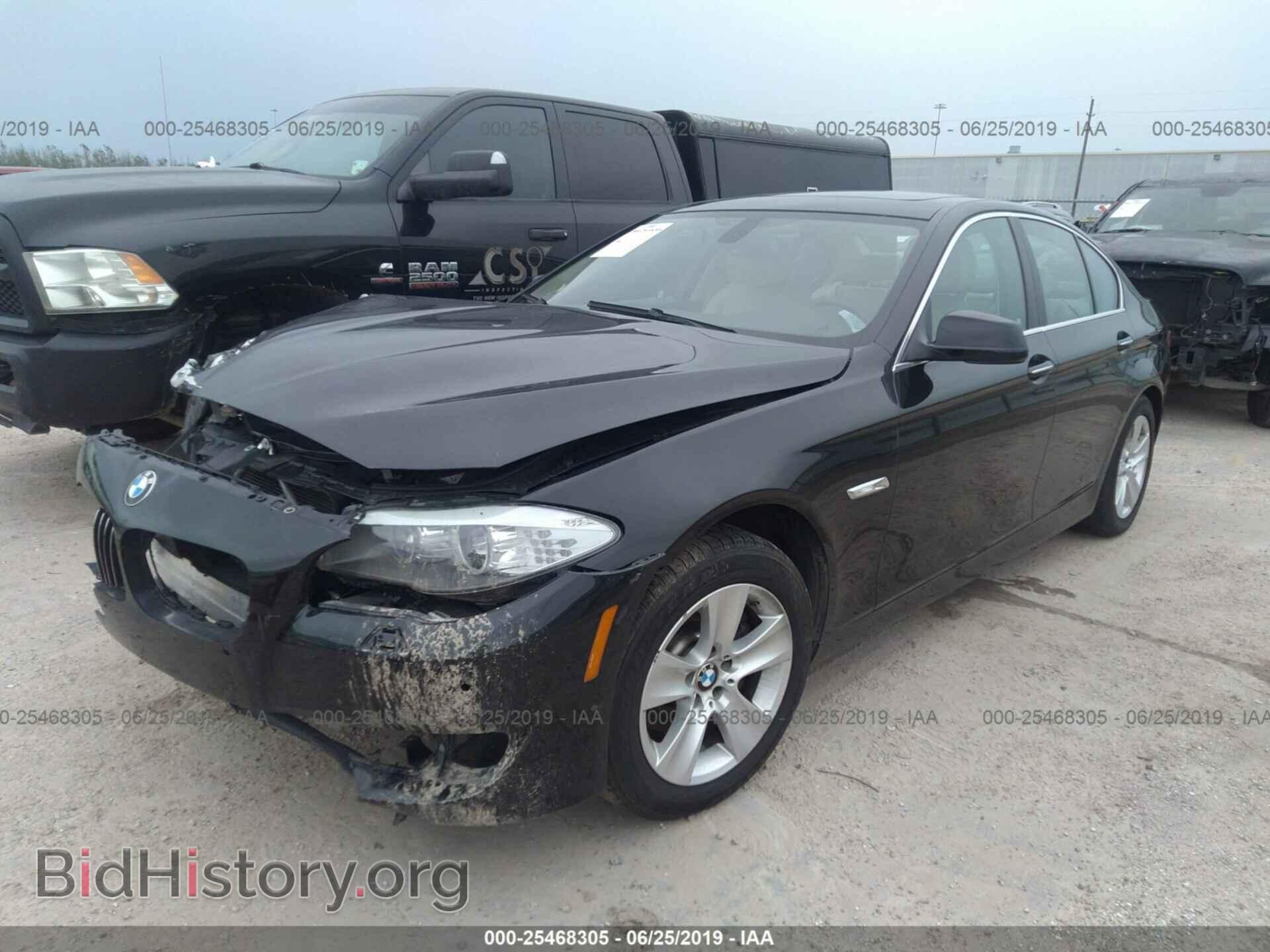 2012 BMW 528 - VIN: WBAXG5C59CDW66167 - Фото 2