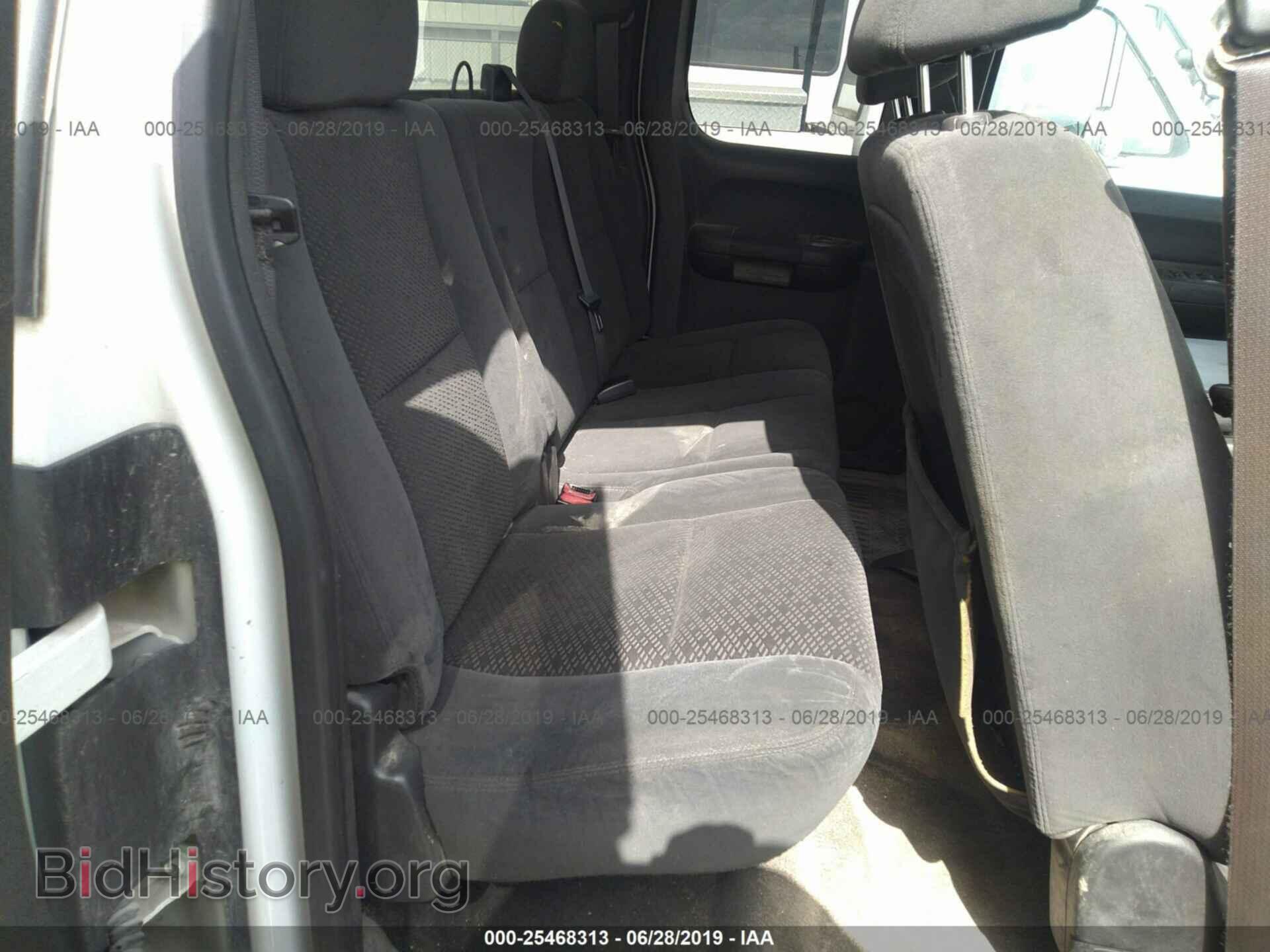 2007 CHEVROLET SILVERADO - VIN: 2GCEC19CX71568433 - Фото 8