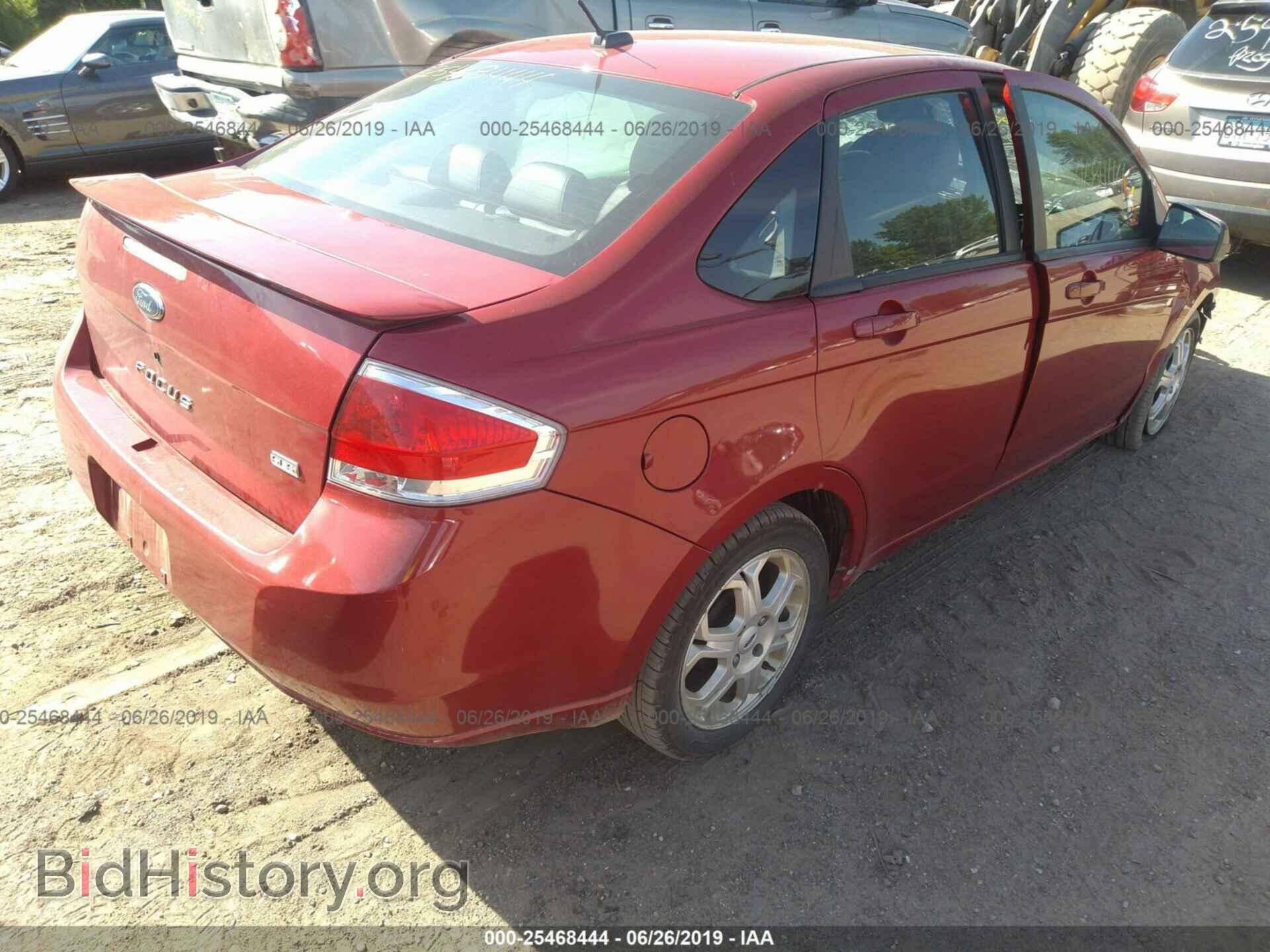 2009 FORD FOCUS - VIN: 1FAHP36N49W233897 - Фото 4