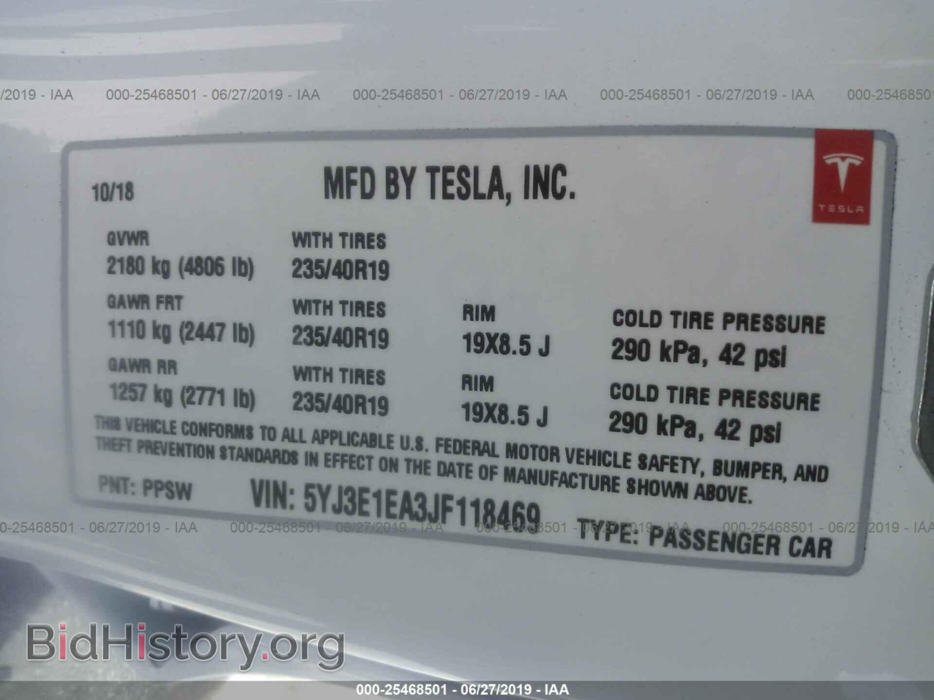 2018 Tesla Model 3 - VIN: 5YJ3E1EA3JF118469 - Photo 9