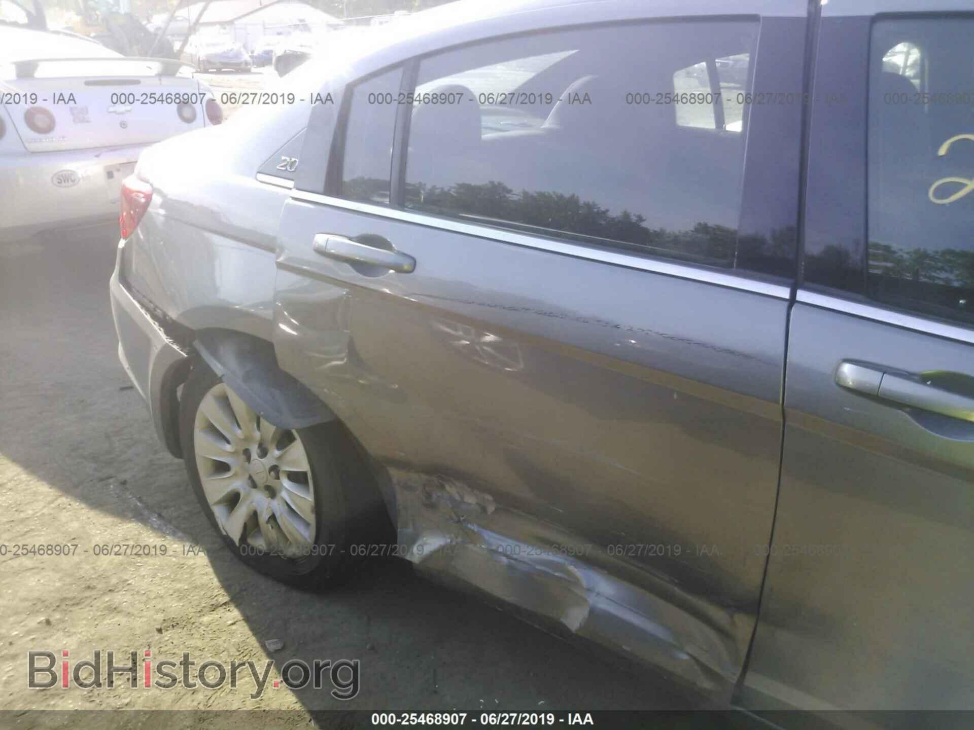 2012 CHRYSLER 200 - VIN: 1C3CCBAB7CN330746 - Photo 6