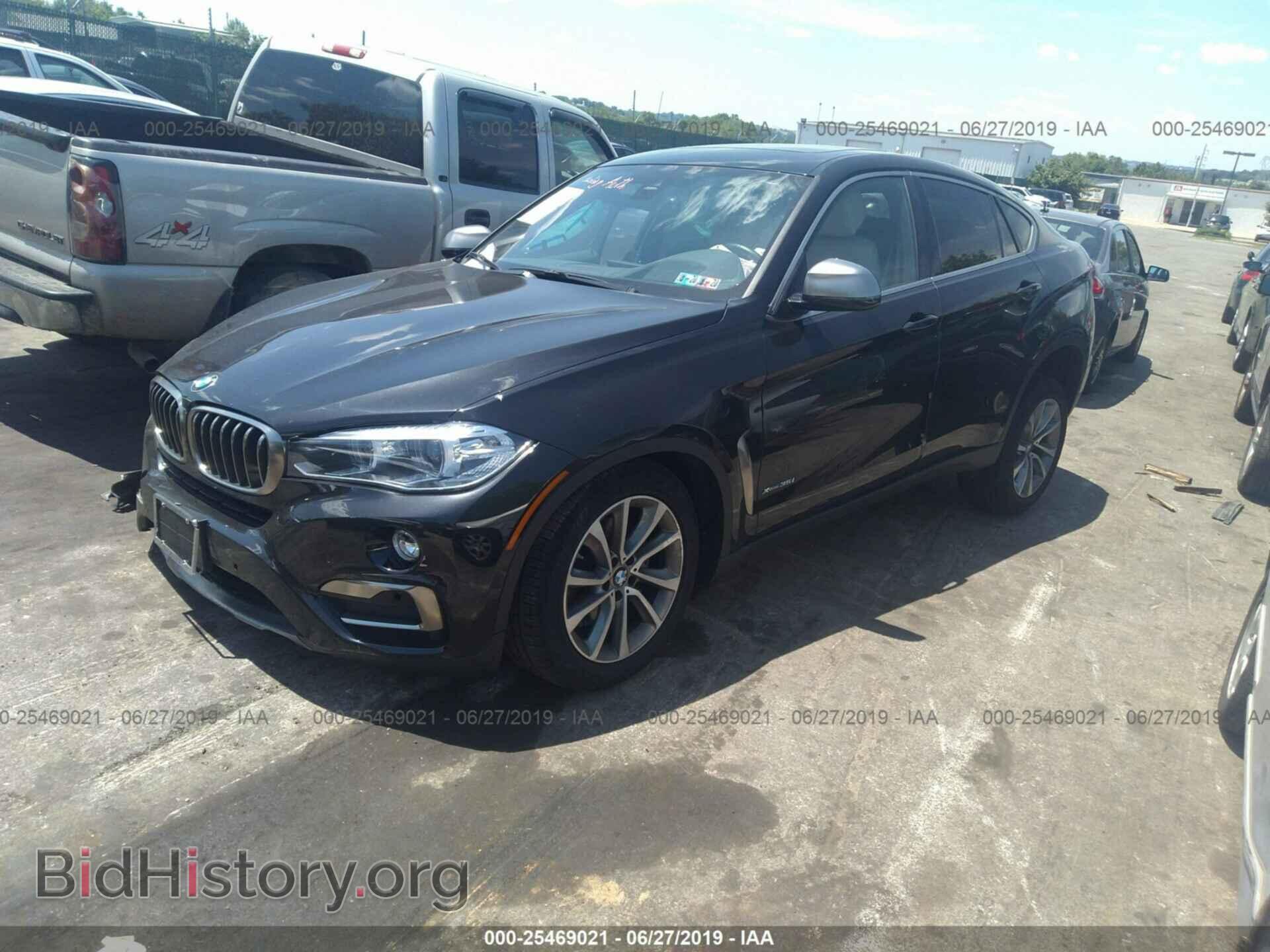 2018 BMW X6 - VIN: 5UXKU2C53J0Z62146 - Фото 2