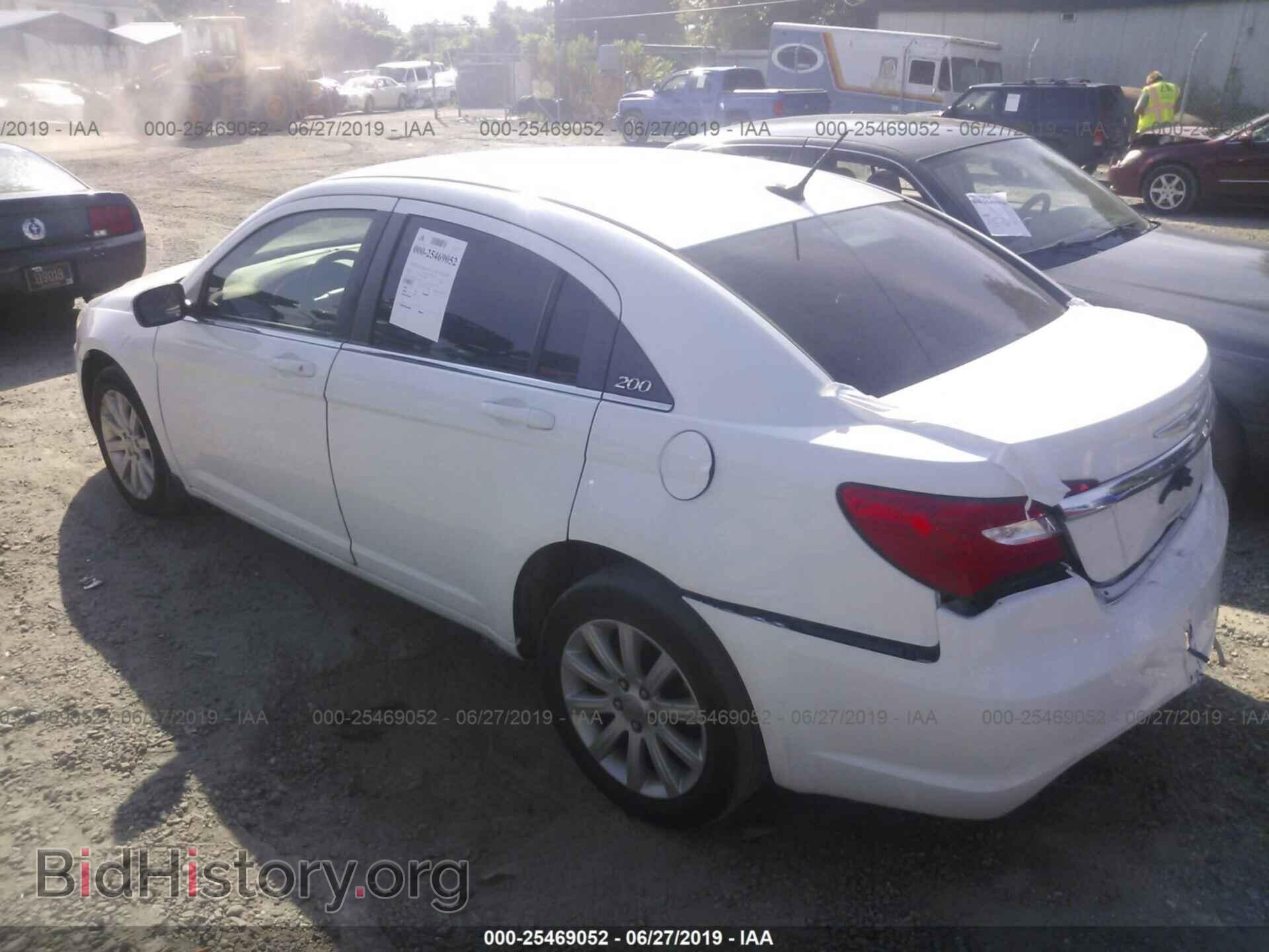 2012 CHRYSLER 200 - VIN: 1C3CCBBB1CN160575 - Фото 3