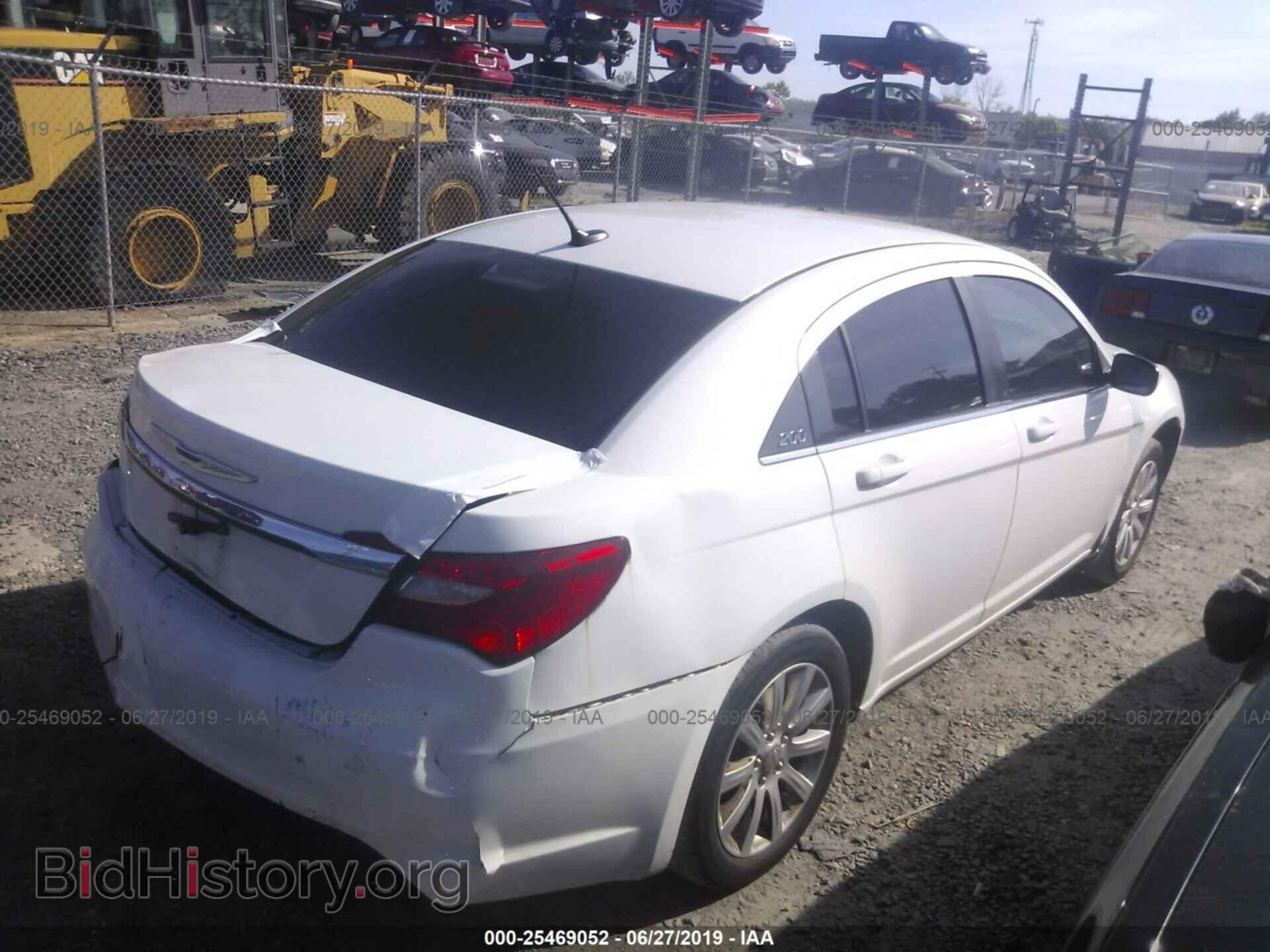 2012 CHRYSLER 200 - VIN: 1C3CCBBB1CN160575 - Фото 4