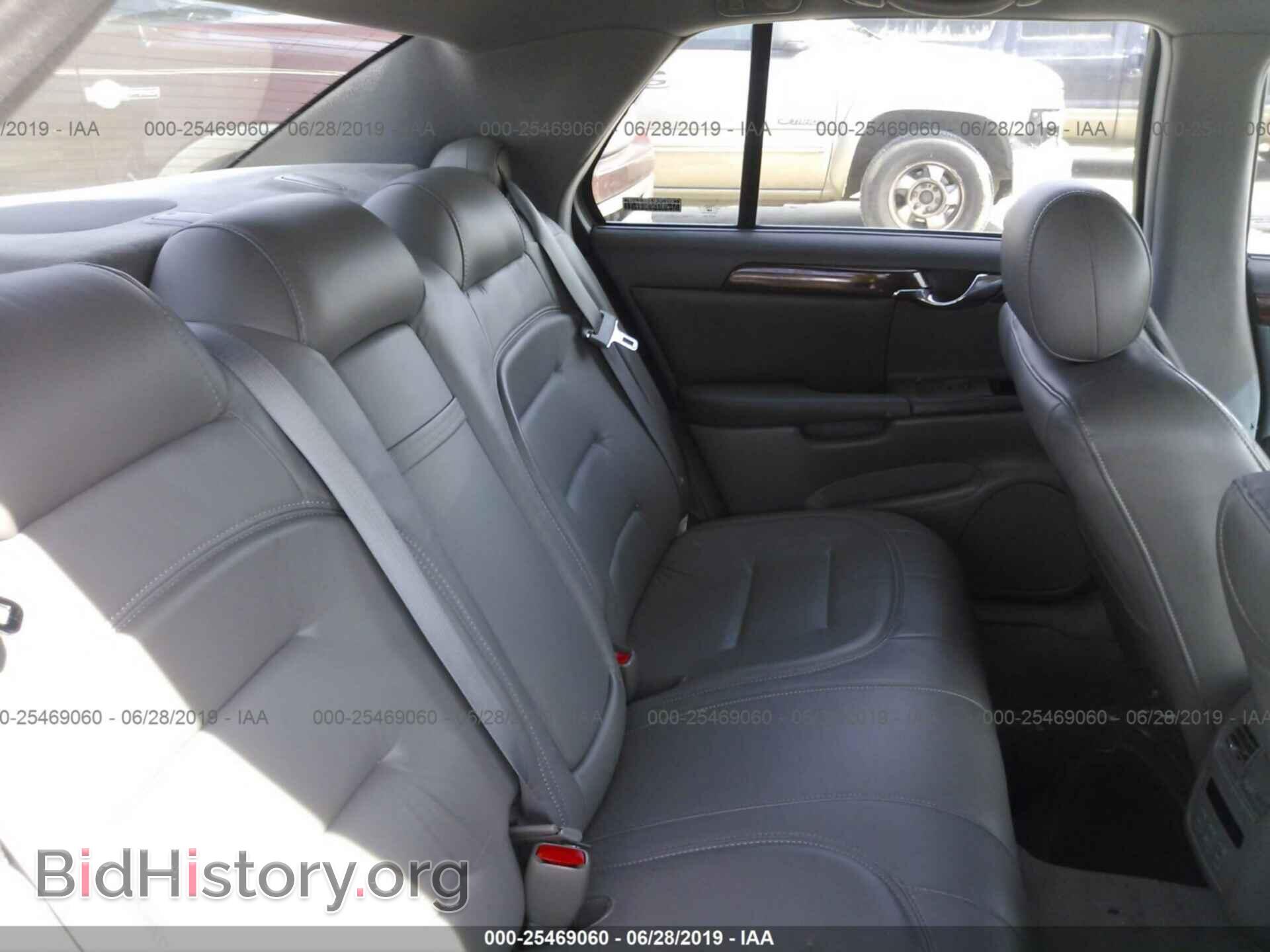 2000 CADILLAC DEVILLE - VIN: 1G6KD54Y2YU306179 - Photo 8