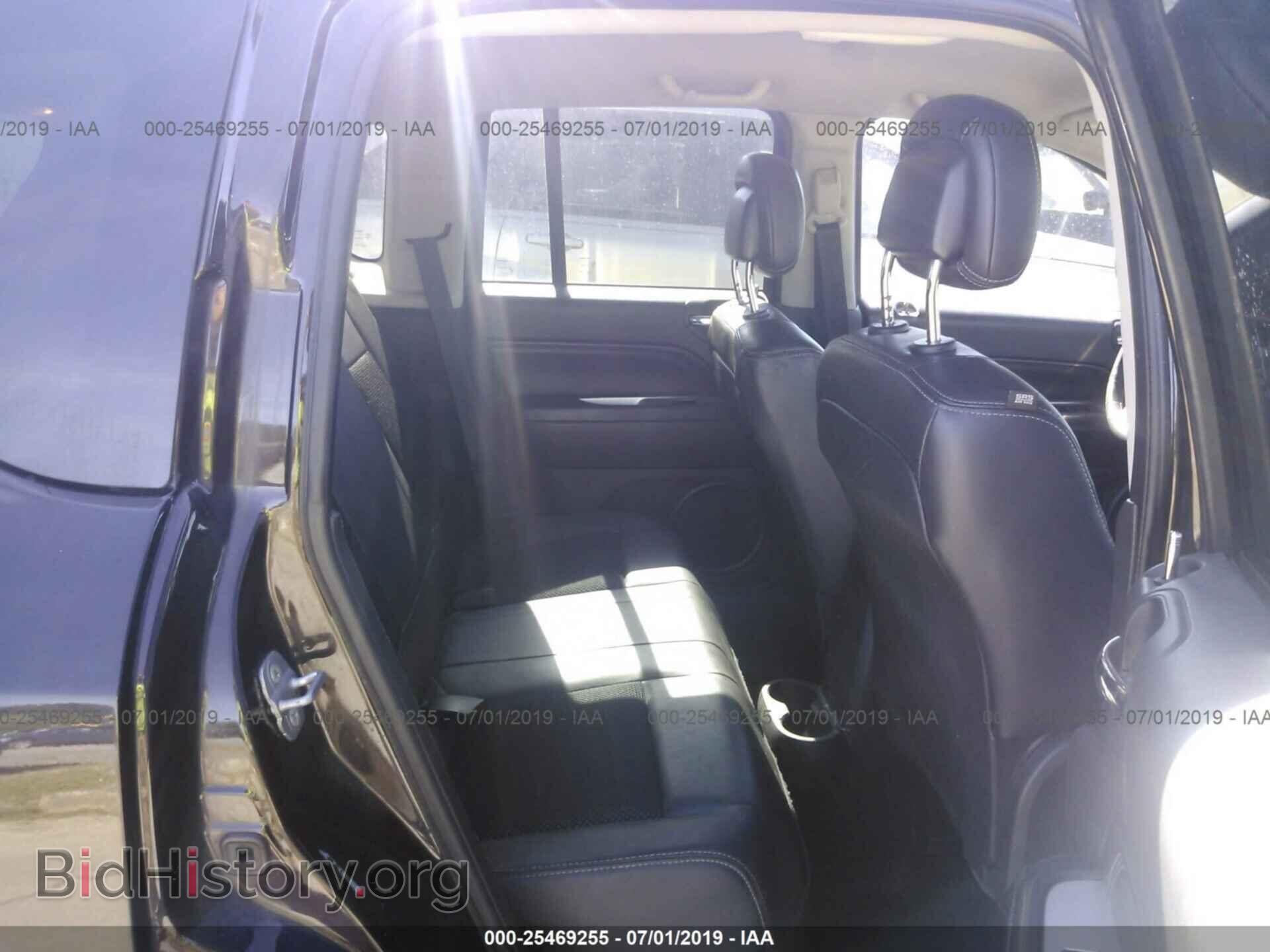 2014 JEEP COMPASS - VIN: 1C4NJDEB8ED817530 - Photo 8