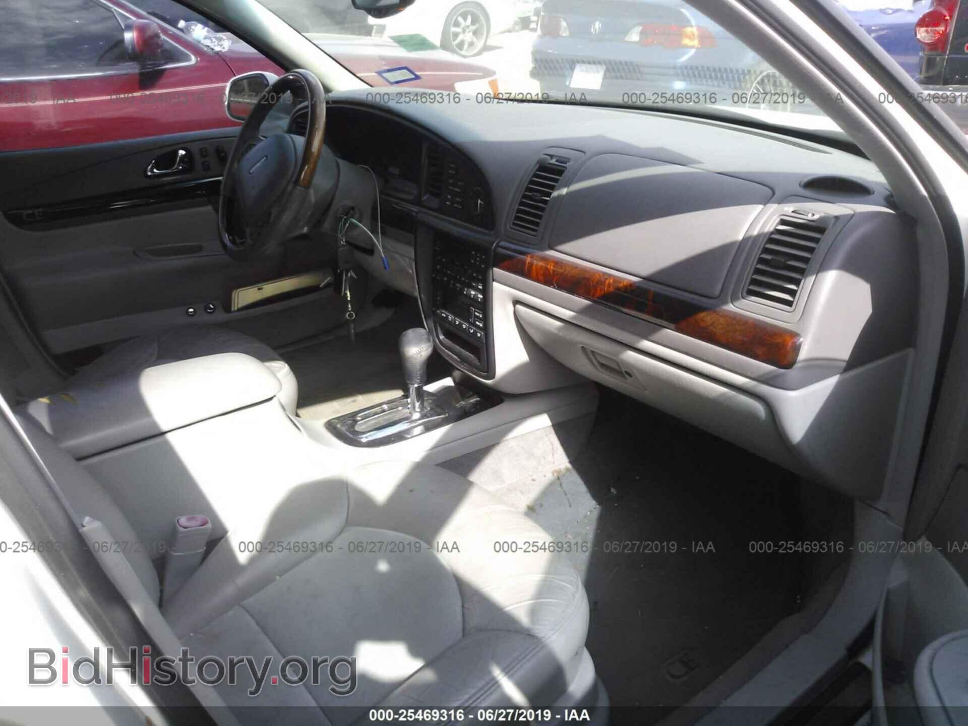 2002 LINCOLN CONTINENTAL - VIN: 1LNHM97V52Y697517 - Photo 5
