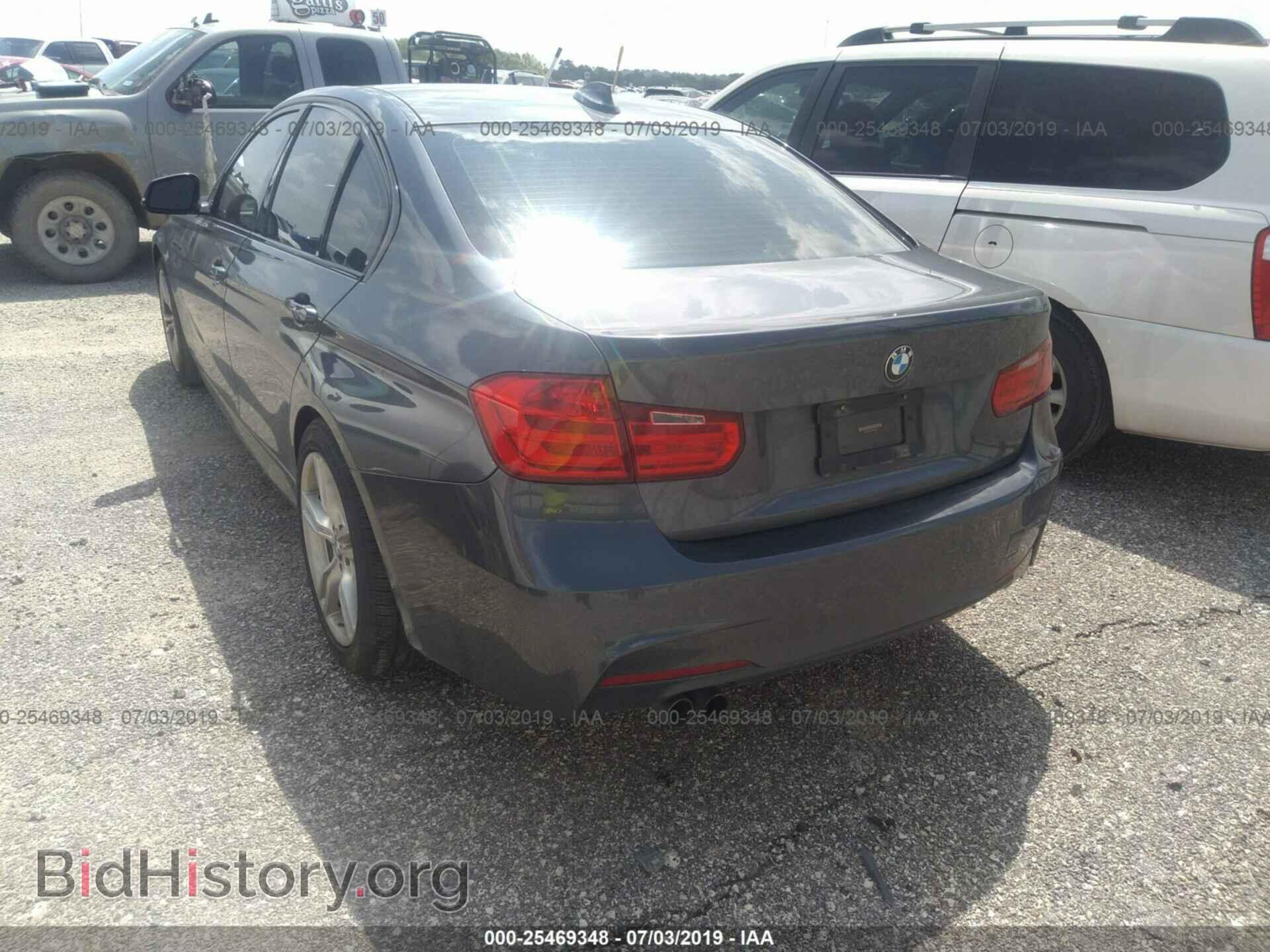2013 BMW 328 - VIN: WBA3A5C57DF358159 - Фото 3