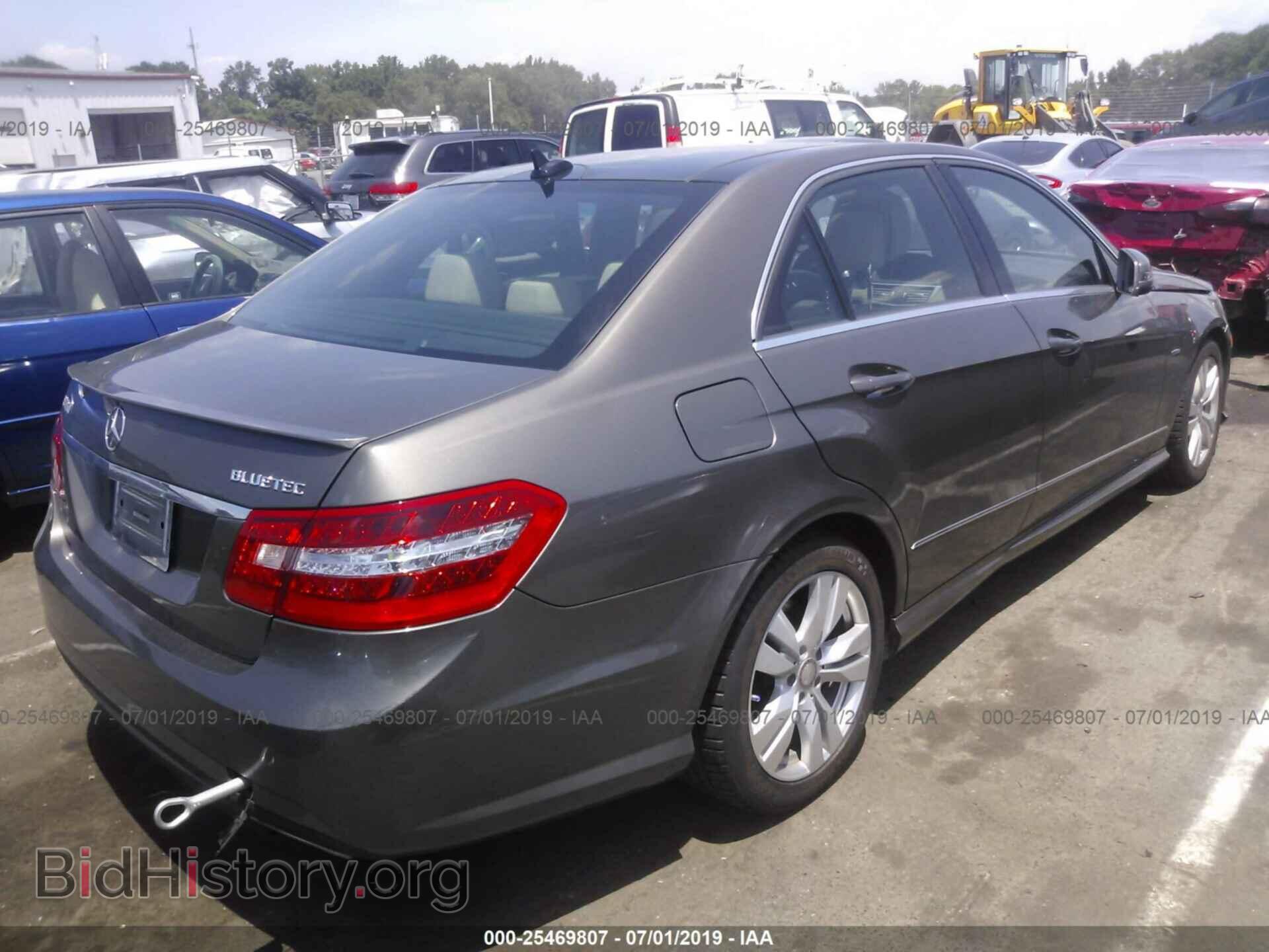 2011 MERCEDES-BENZ E - VIN: WDDHF2EB2BA403231 - Photo 4