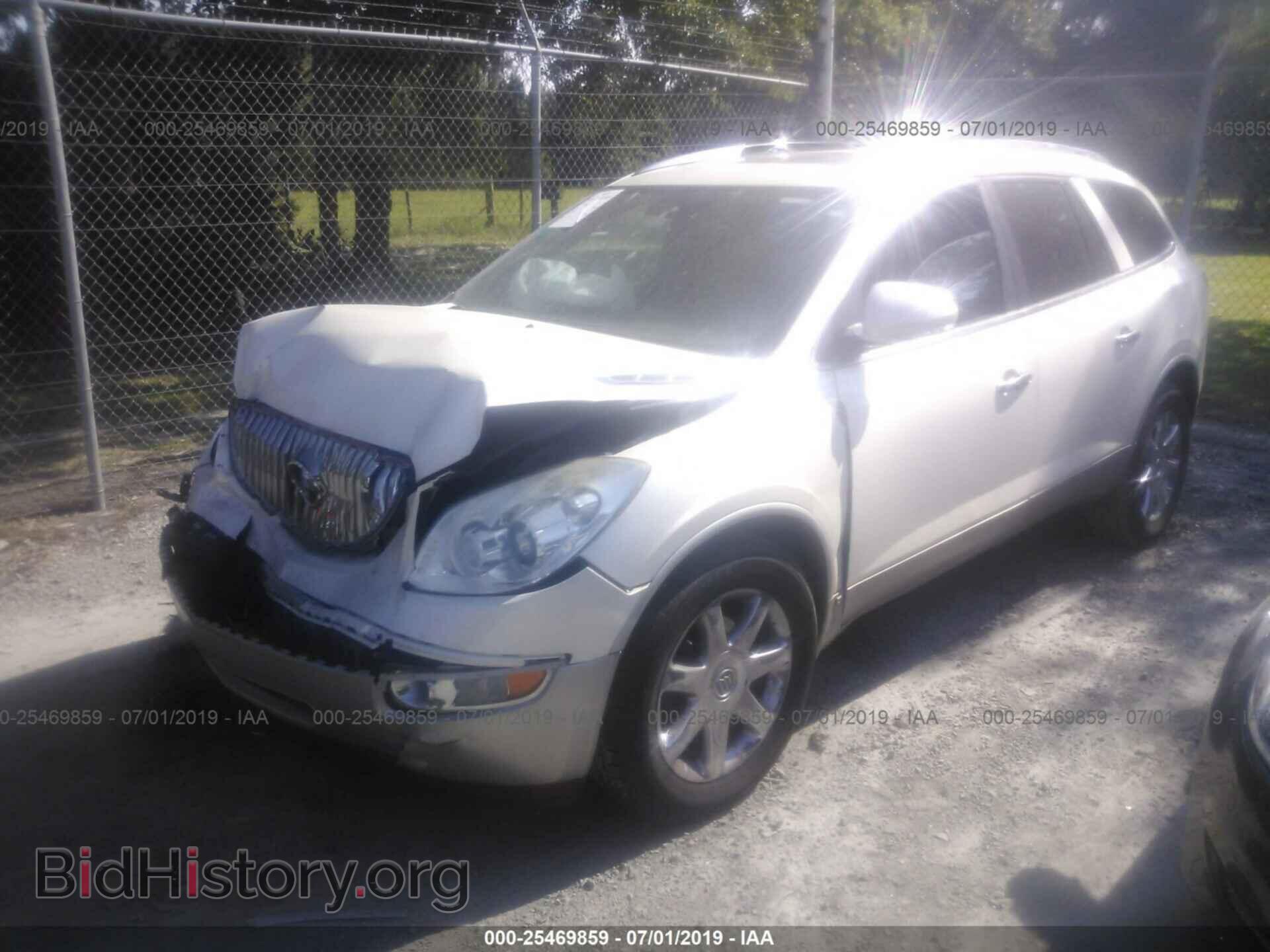 2010 BUICK ENCLAVE - VIN: 5GALRCED4AJ111115 - Фото 2