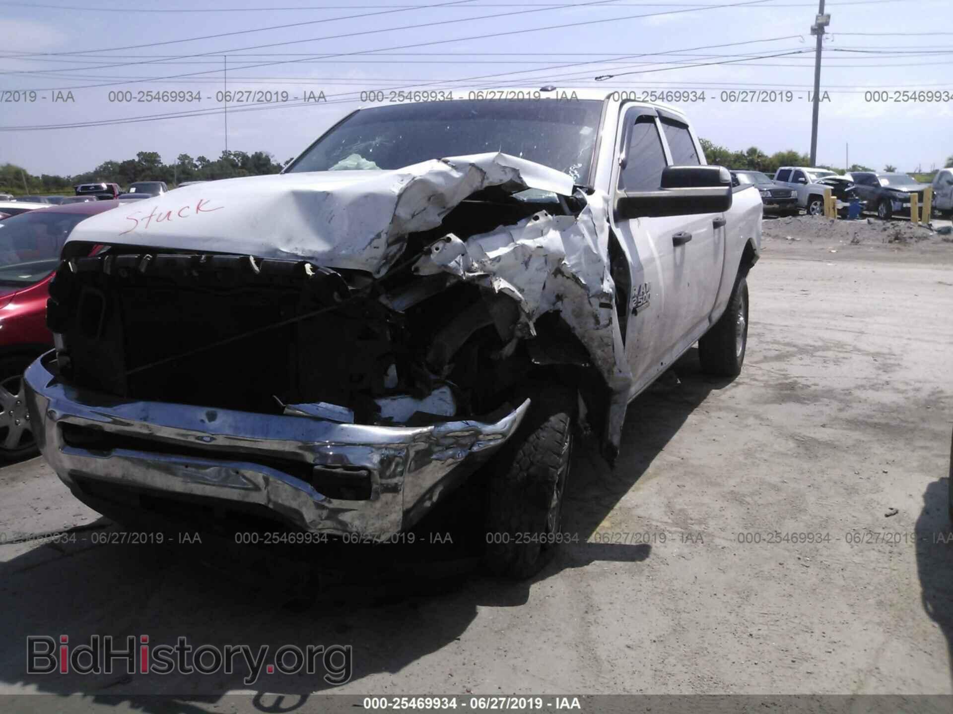 2016 RAM 2500 - VIN: 3C6UR5CL8GG363296 - Фото 2