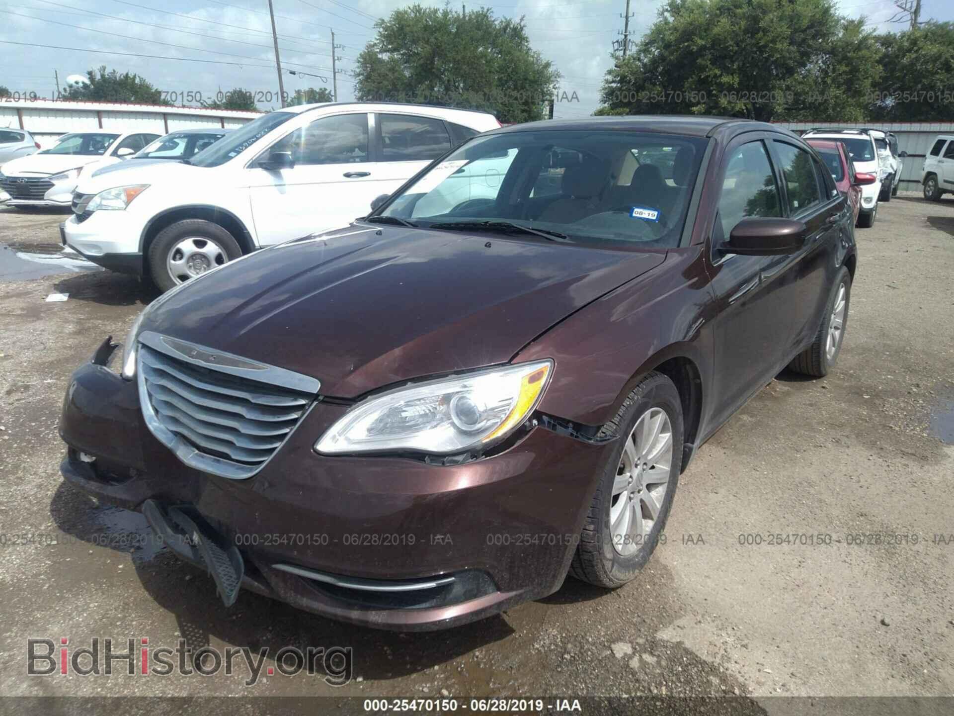 2013 CHRYSLER 200 - VIN: 1C3CCBBB5DN672261 - Photo 2
