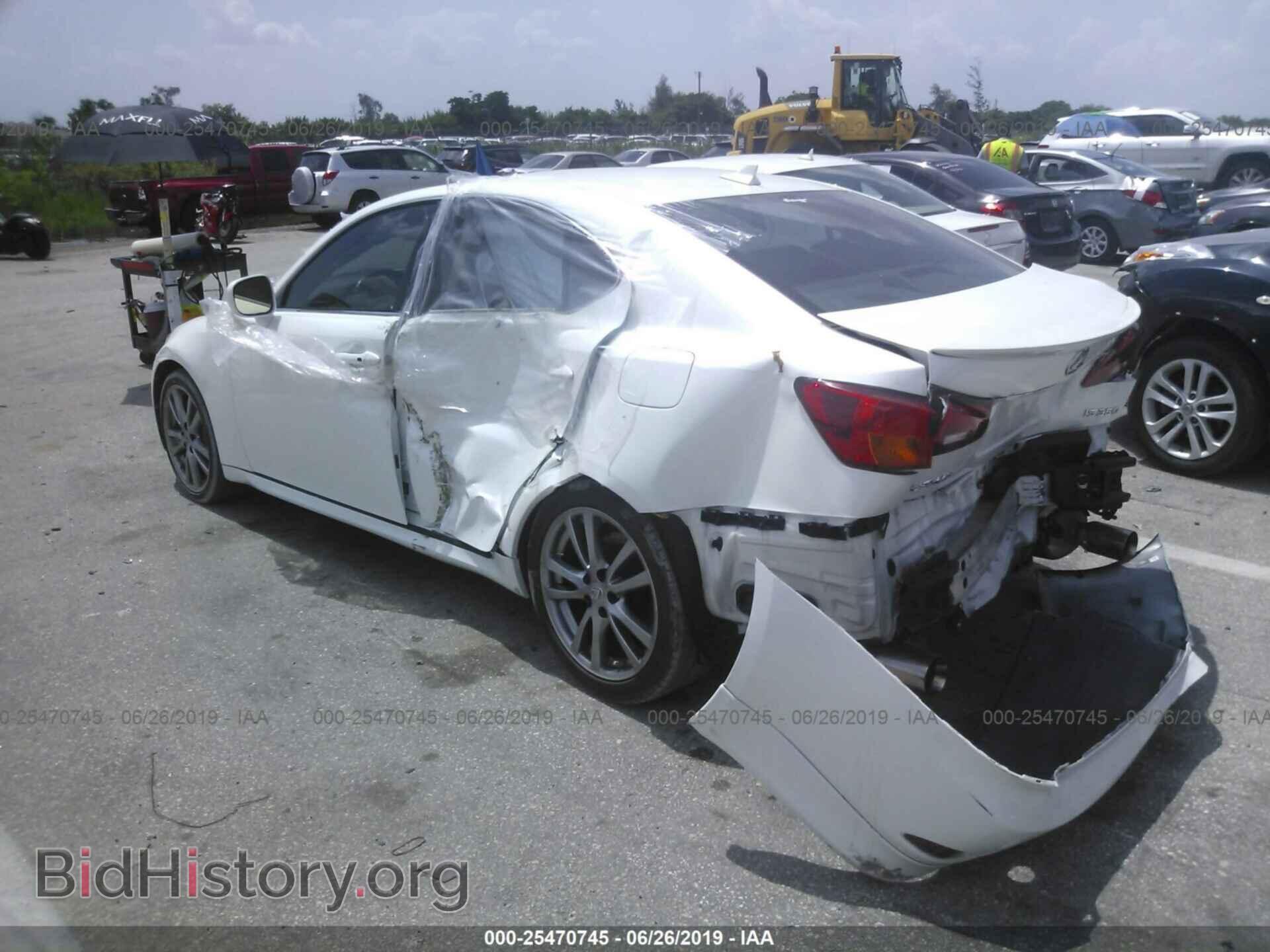 2008 LEXUS IS - VIN: JTHBE262185021578 - Photo 3