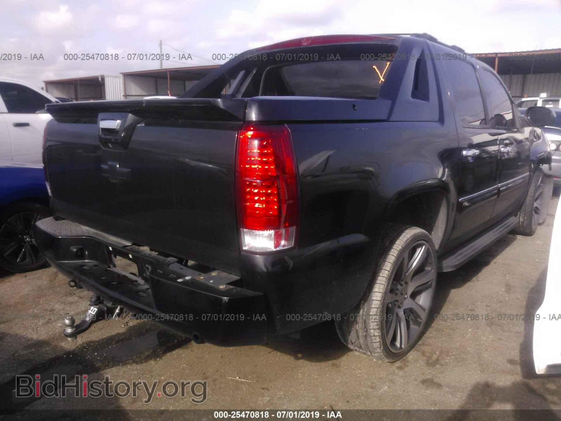 2011 CHEVROLET AVALANCHE - VIN: 3GNMCFE04BG129921 - Фото 4