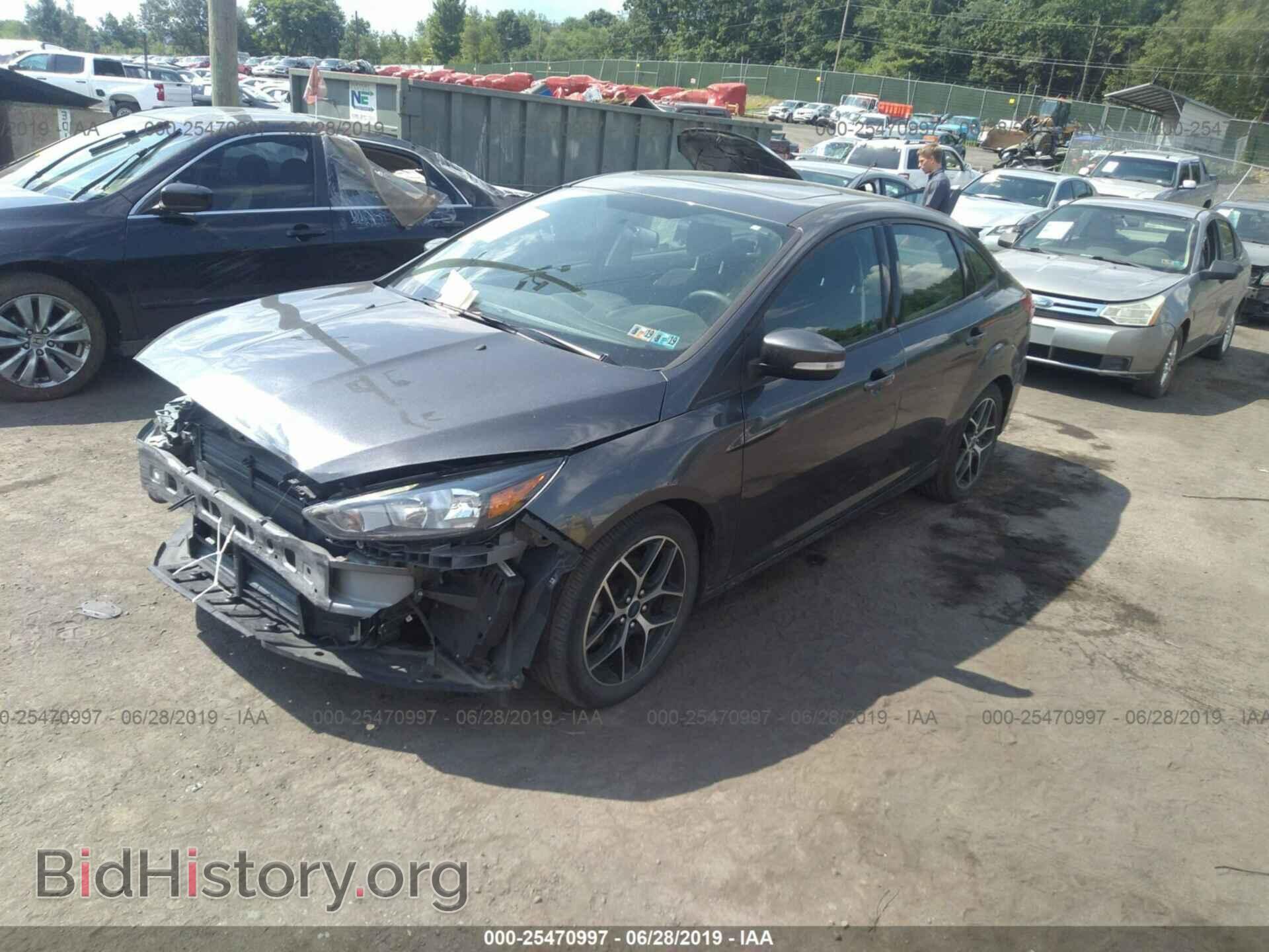 2017 FORD FOCUS - VIN: 1FADP3H22HL281402 - Фото 2