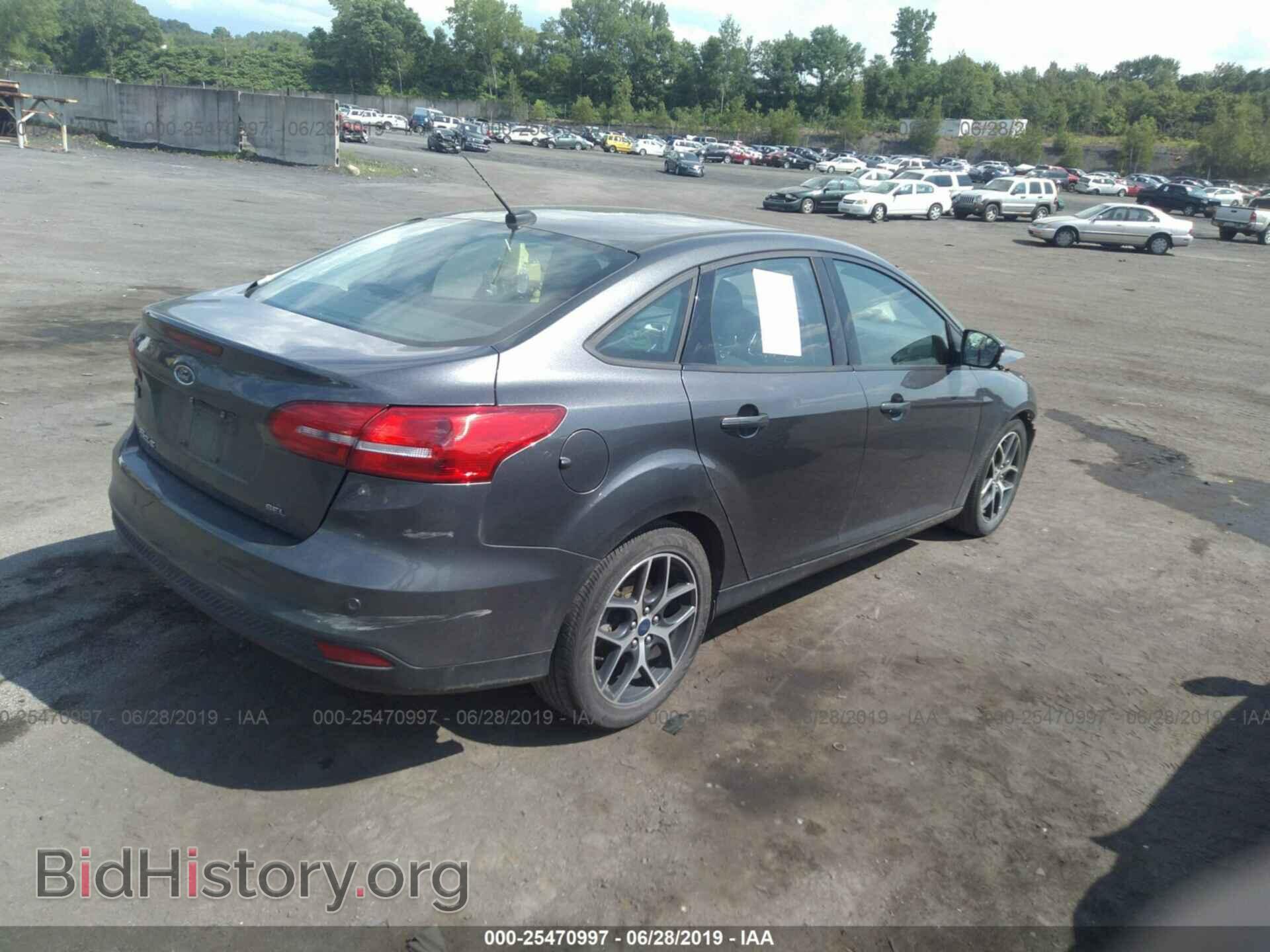 2017 FORD FOCUS - VIN: 1FADP3H22HL281402 - Фото 4