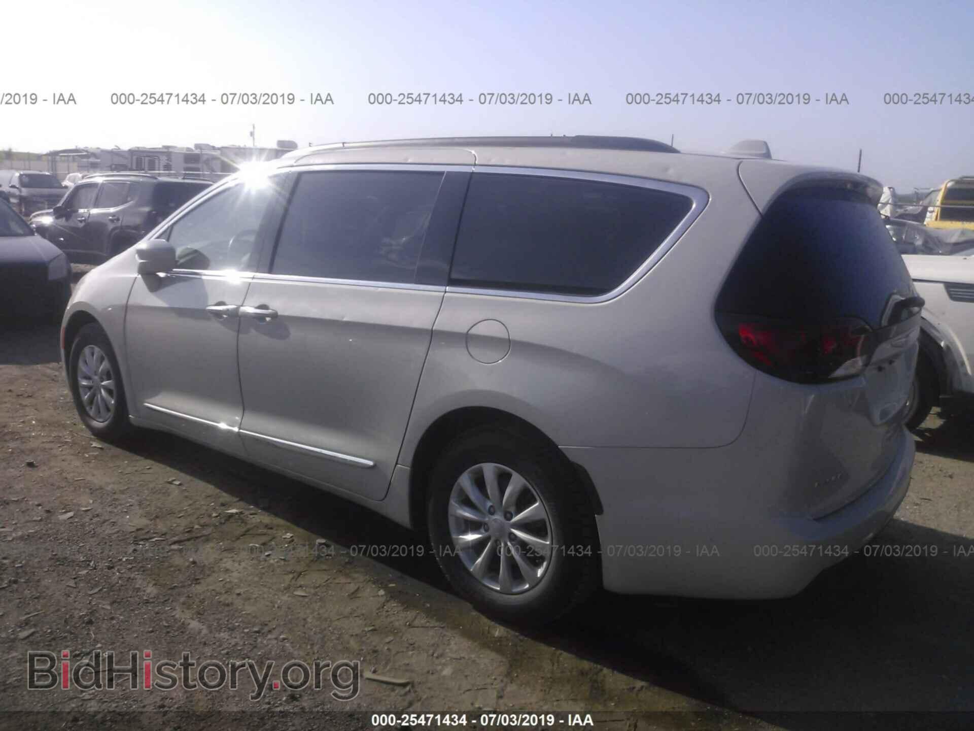 2017 CHRYSLER PACIFICA - VIN: 2C4RC1BGXHR691991 - Photo 3