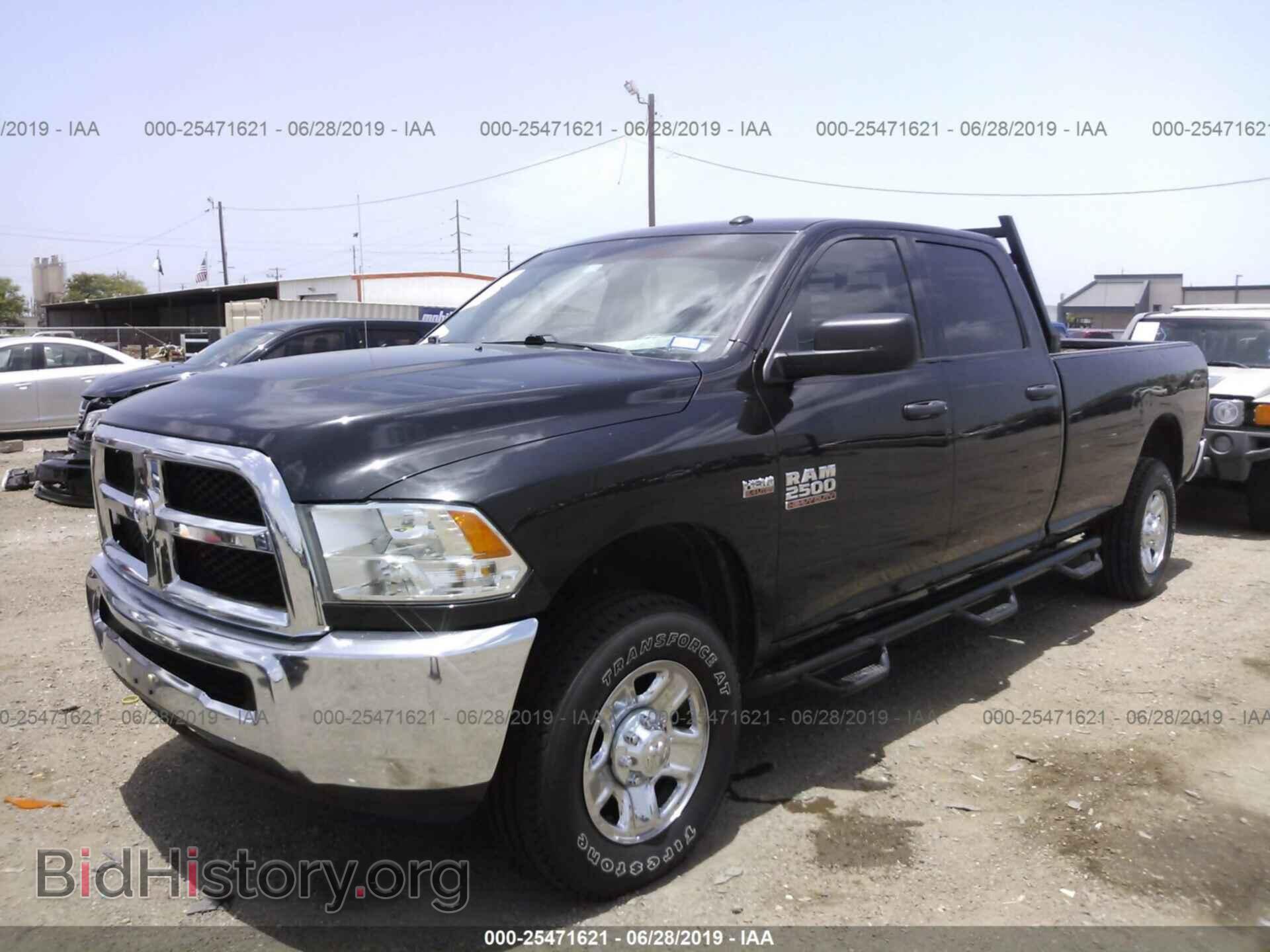 2016 RAM 2500 - VIN: 3C6UR5HJ9GG374931 - Фото 2