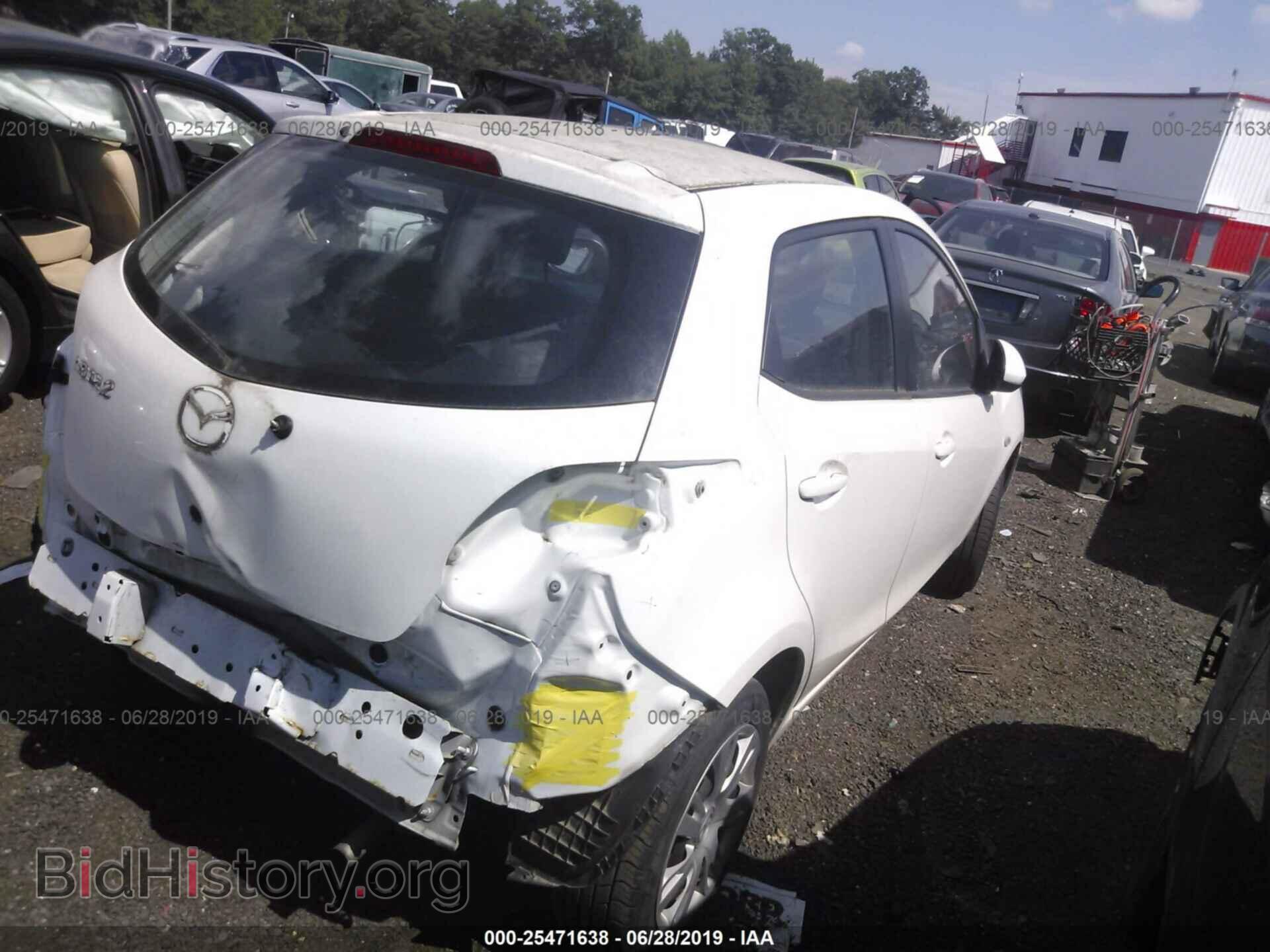2014 MAZDA MAZDA2 - VIN: JM1DE1KY7E0174408 - Фото 4