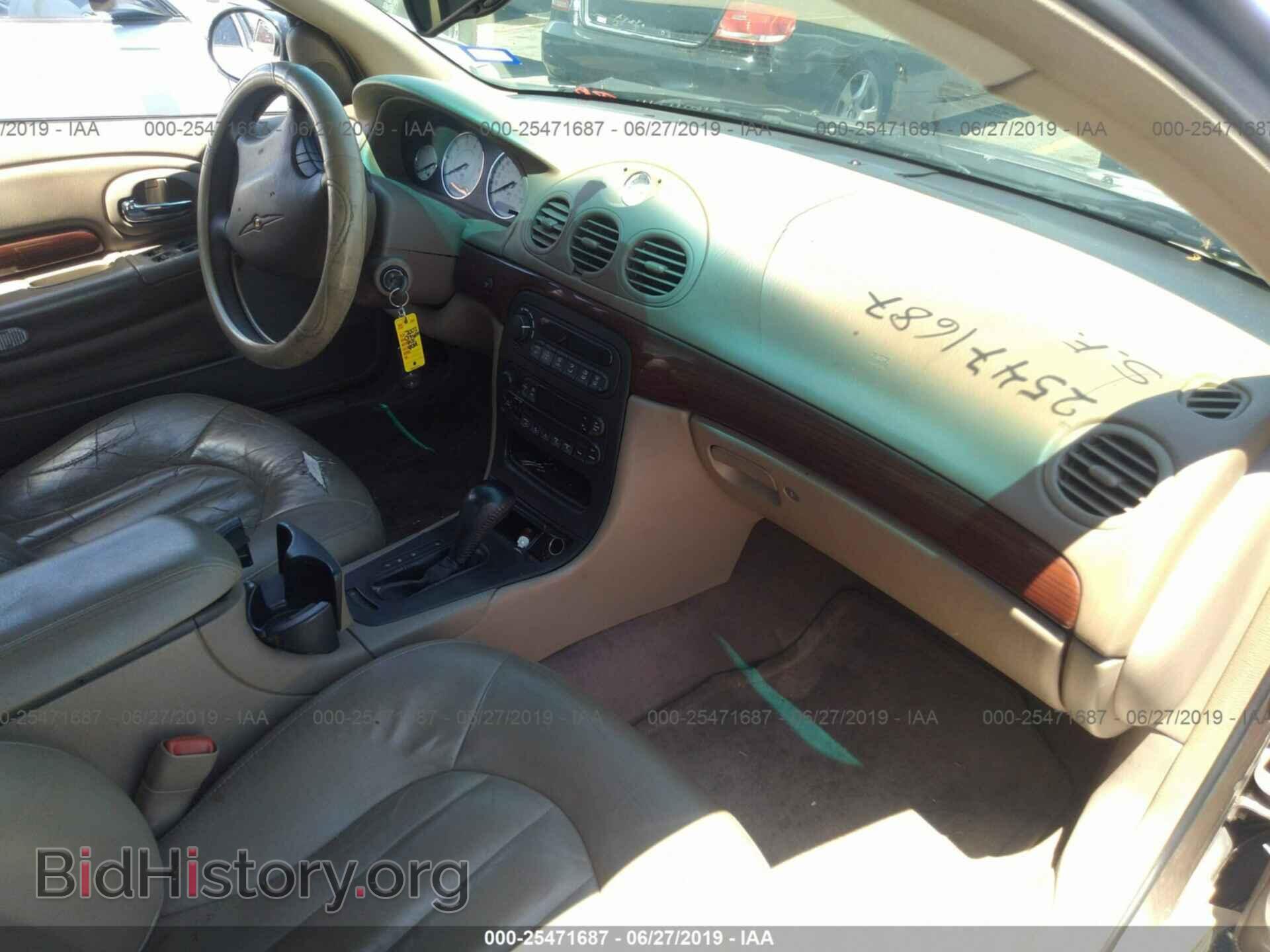 2002 CHRYSLER 300M - VIN: 2C3HE66G32H266241 - Photo 5