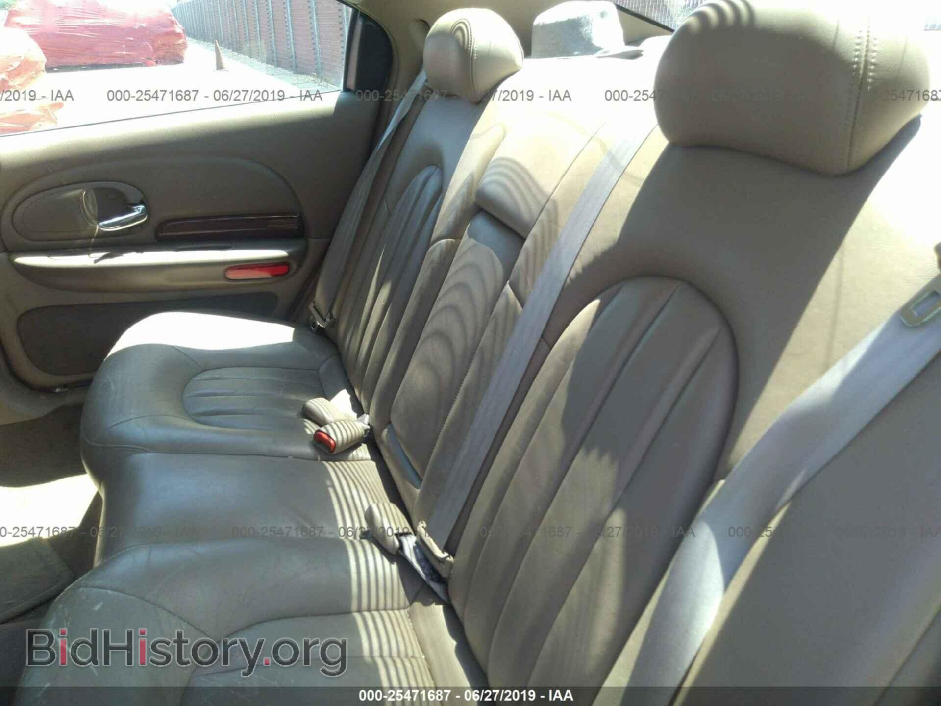 2002 CHRYSLER 300M - VIN: 2C3HE66G32H266241 - Photo 8