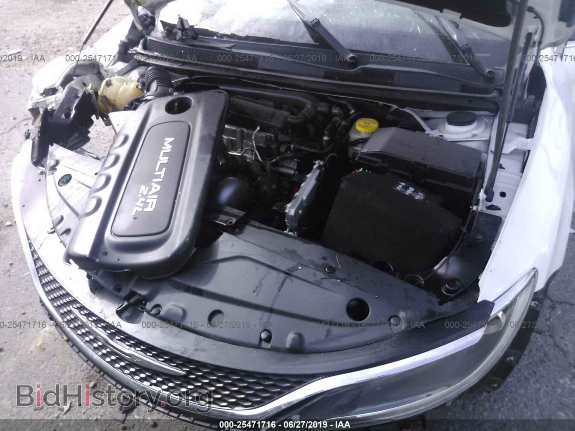 2015 CHRYSLER 200 - VIN: 1C3CCCAB3FN652004 - Photo 10