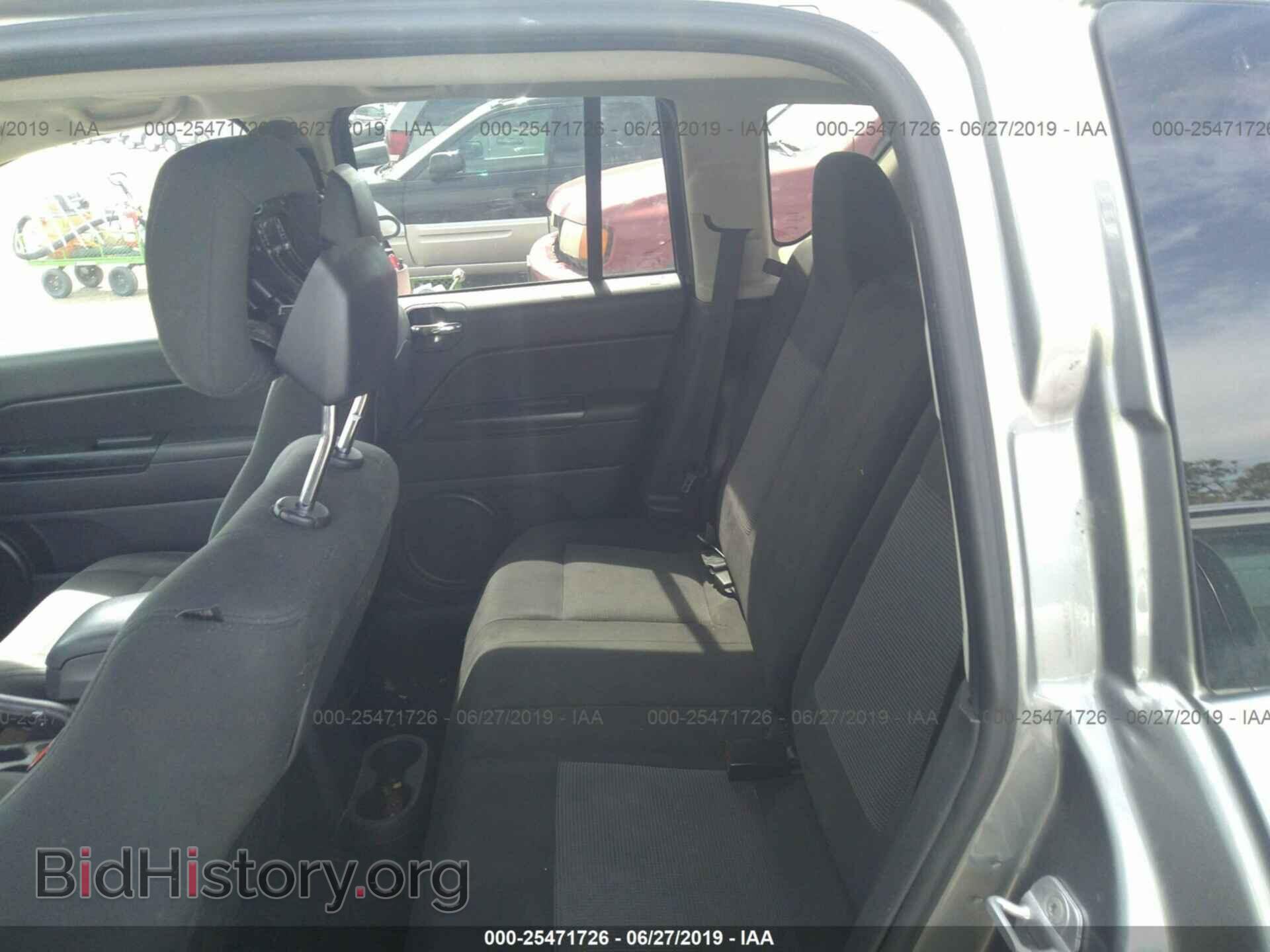 2014 JEEP COMPASS - VIN: 1C4NJDBB0ED591830 - Фото 8