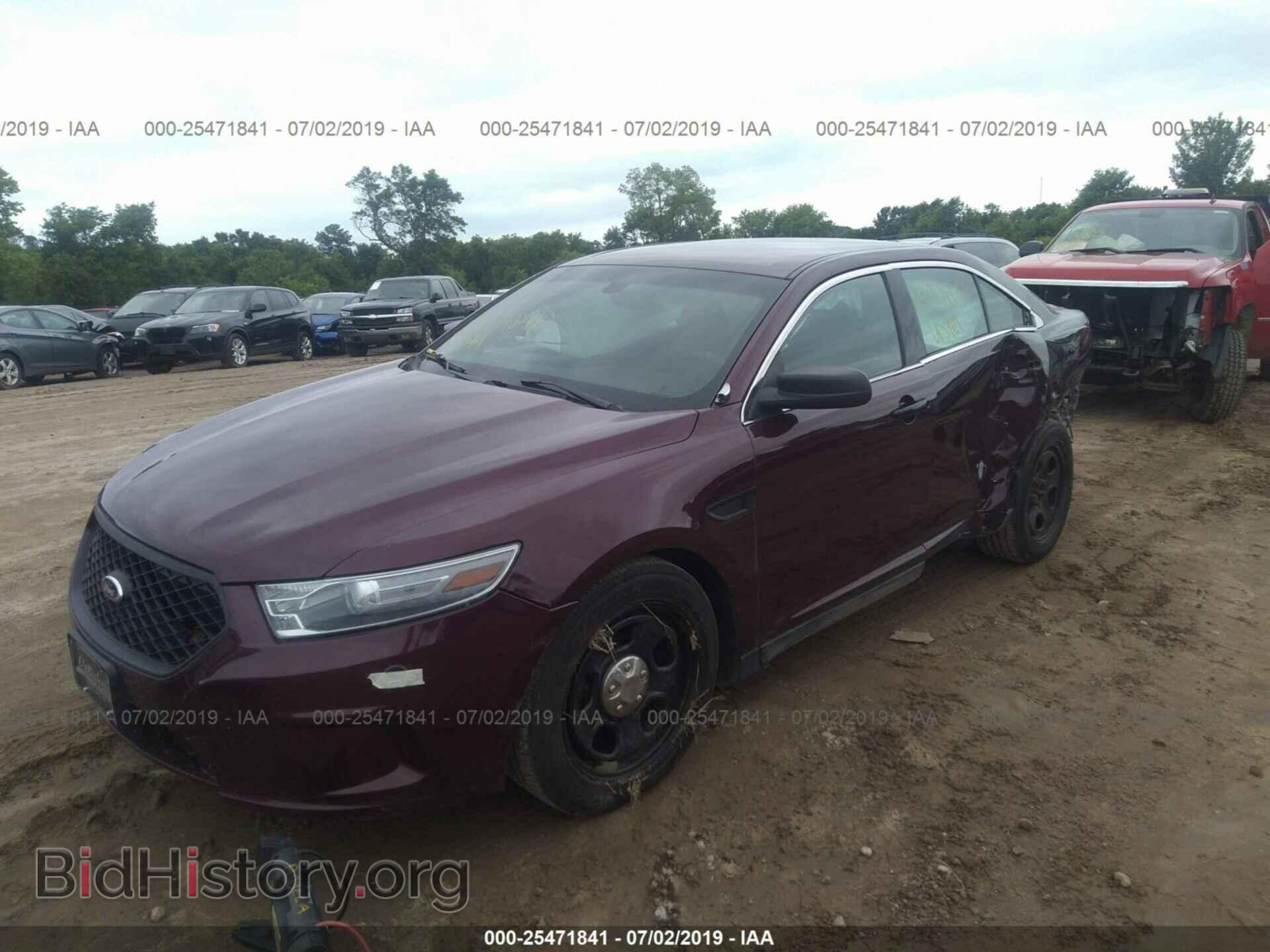 2013 FORD TAURUS - VIN: 1FAHP2M82DG218647 - Фото 2