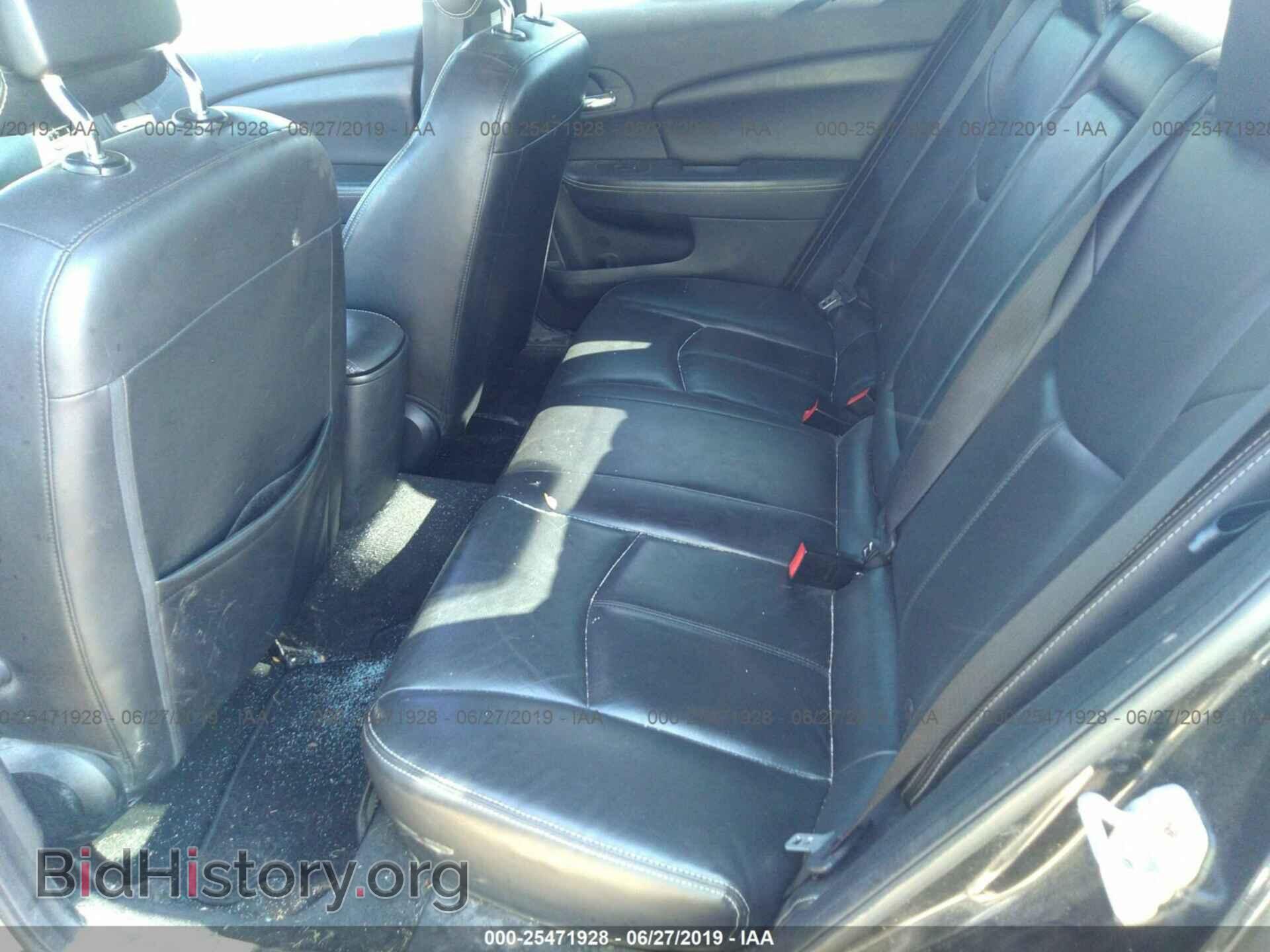 2011 CHRYSLER 200 - VIN: 1C3BC2FG3BN520591 - Photo 8