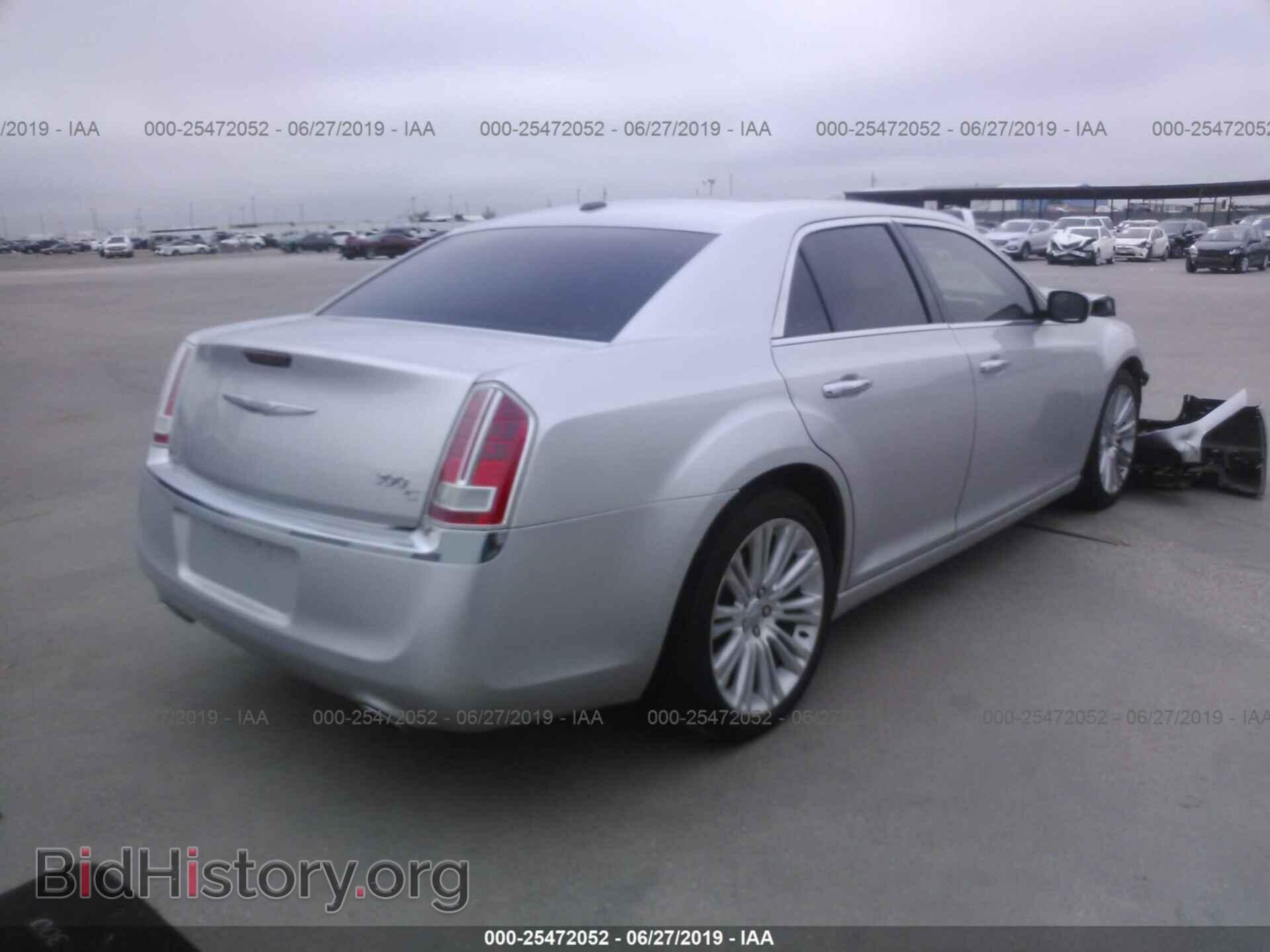 2012 CHRYSLER 300C - VIN: 2C3CCAET9CH107162 - Фото 4