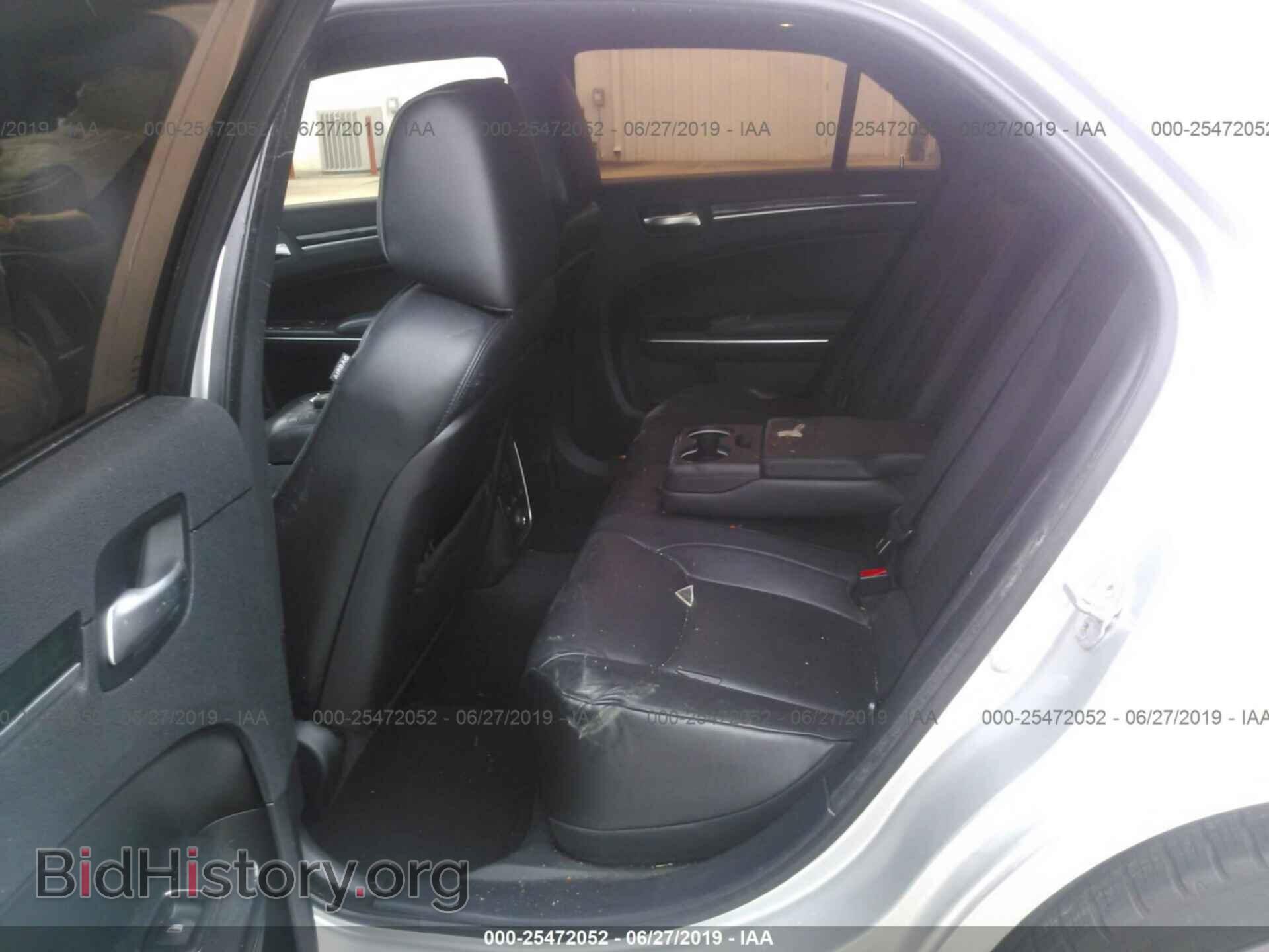2012 CHRYSLER 300C - VIN: 2C3CCAET9CH107162 - Фото 8