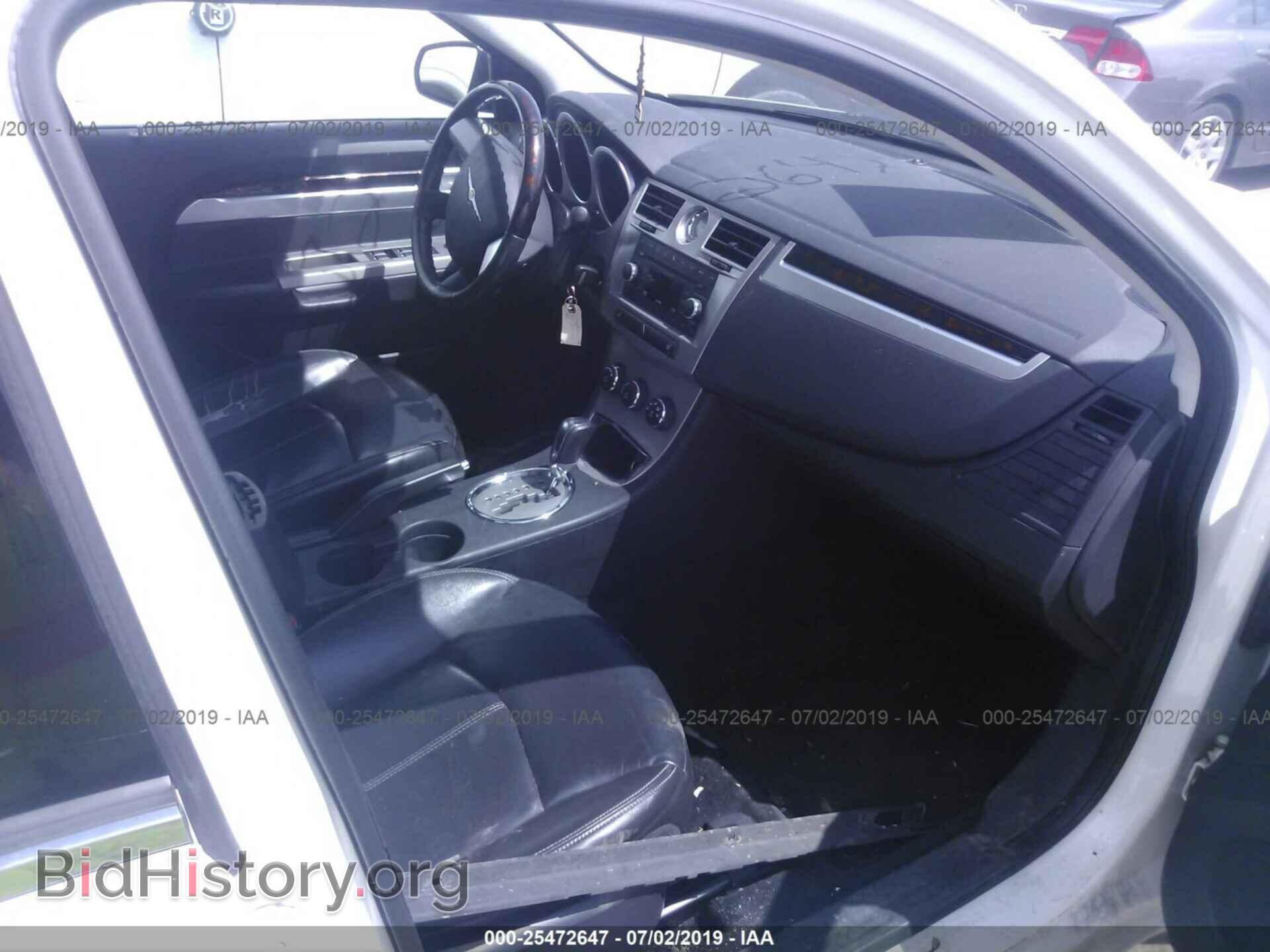 2010 CHRYSLER SEBRING - VIN: 1C3CC5FB3AN226262 - Фото 5