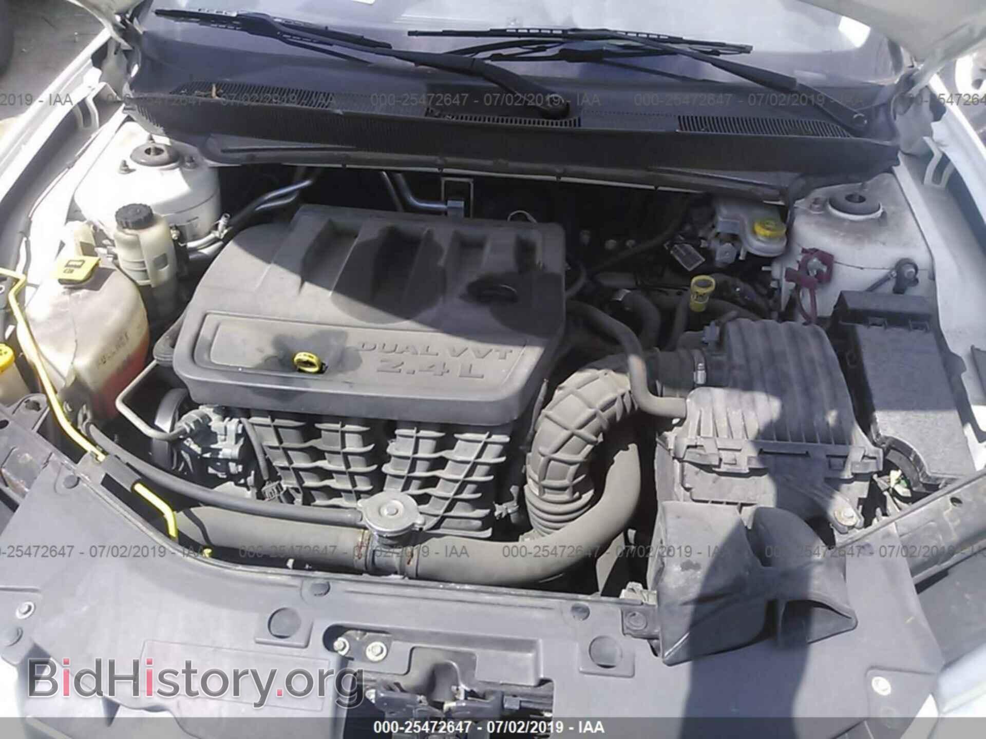 2010 CHRYSLER SEBRING - VIN: 1C3CC5FB3AN226262 - Фото 10