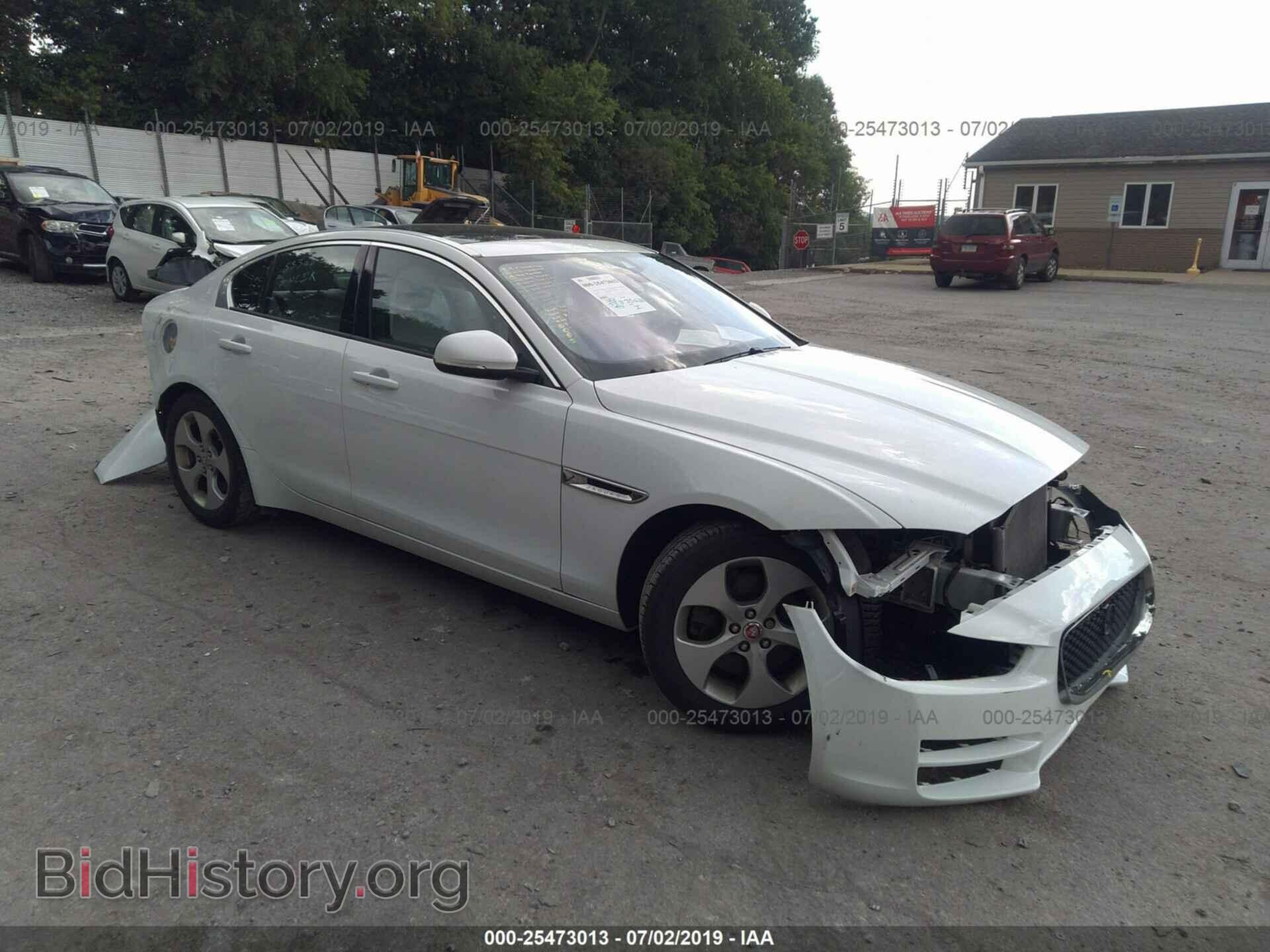 Photo SAJAS4BN2HA976335 - JAGUAR XE 2017