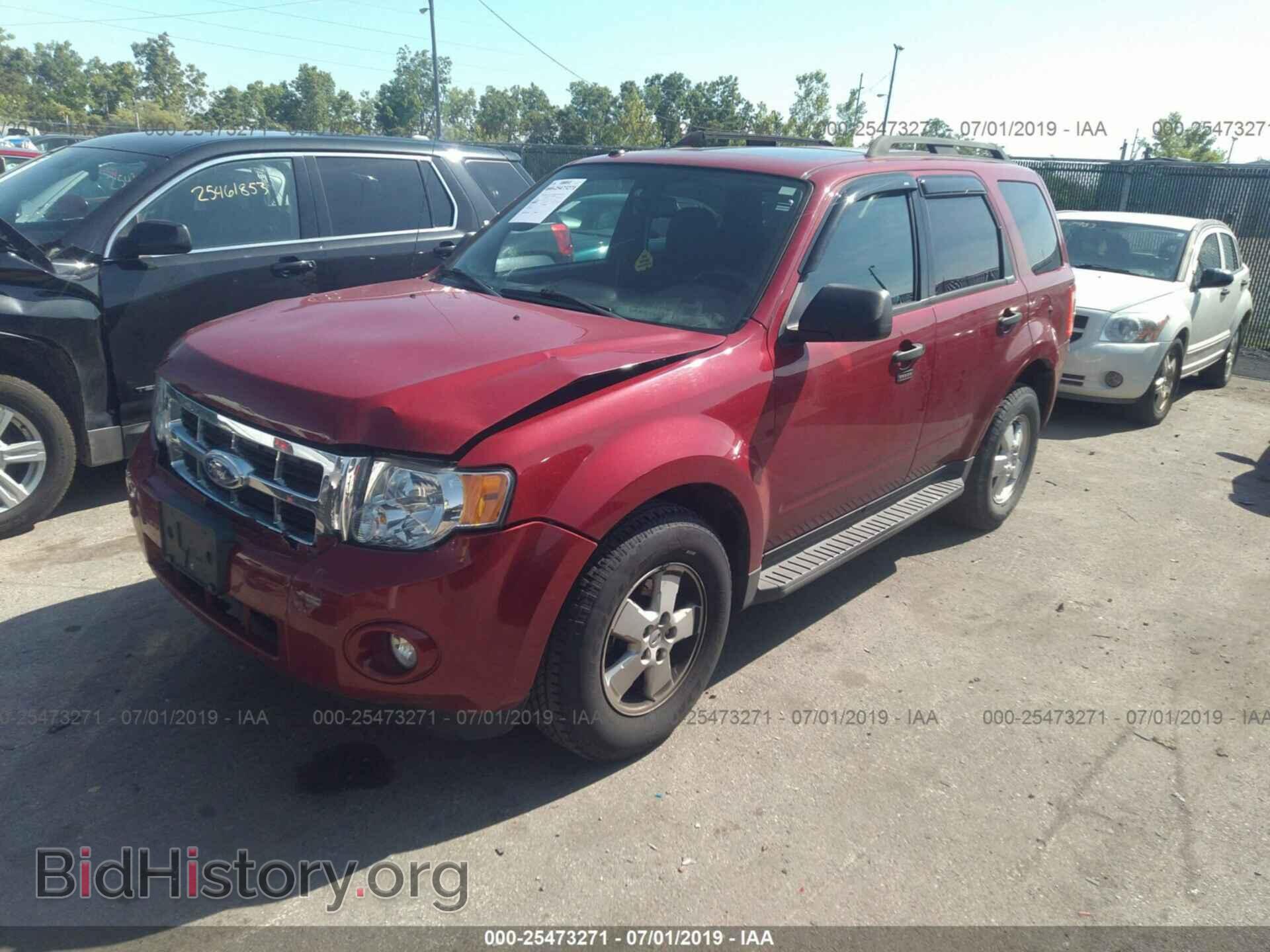 2011 FORD ESCAPE - VIN: 1FMCU9D79BKC47274 - Photo 2
