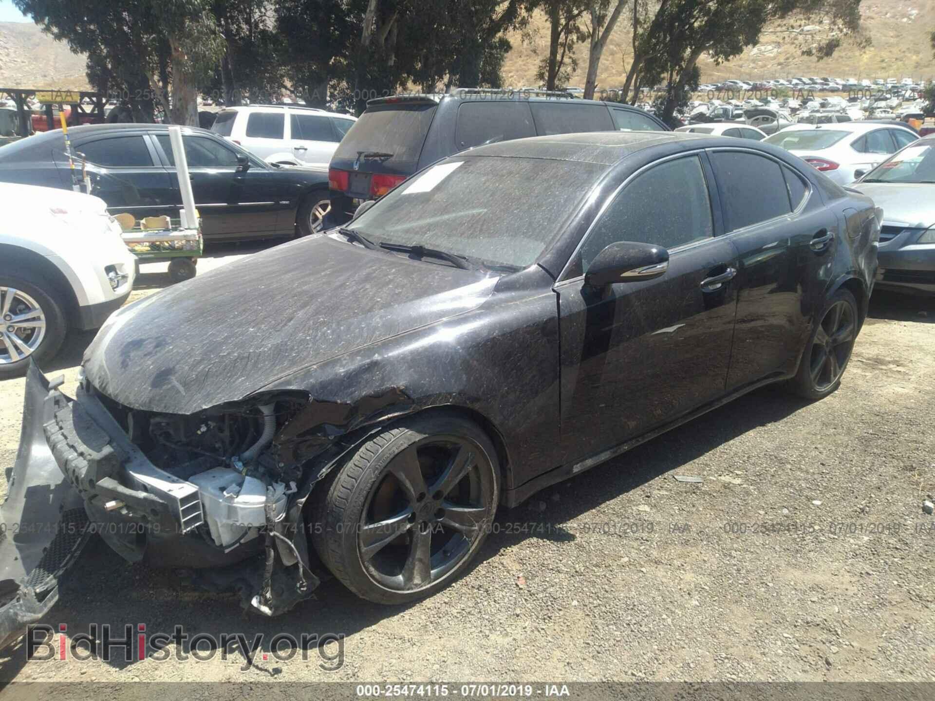 2011 LEXUS IS - VIN: JTHBF5C20B2101448 - Фото 2