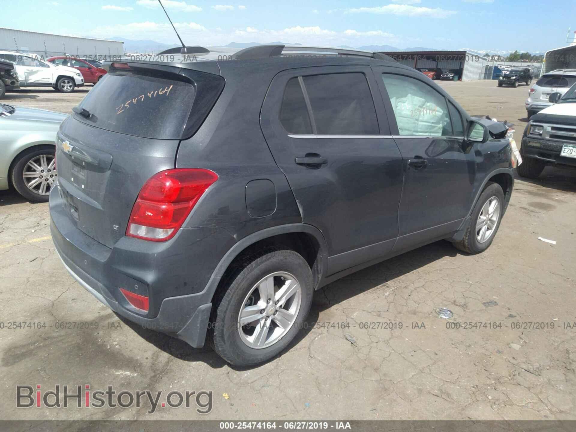 2017 CHEVROLET TRAX - VIN: 3GNCJPSB2HL290104 - Фото 4