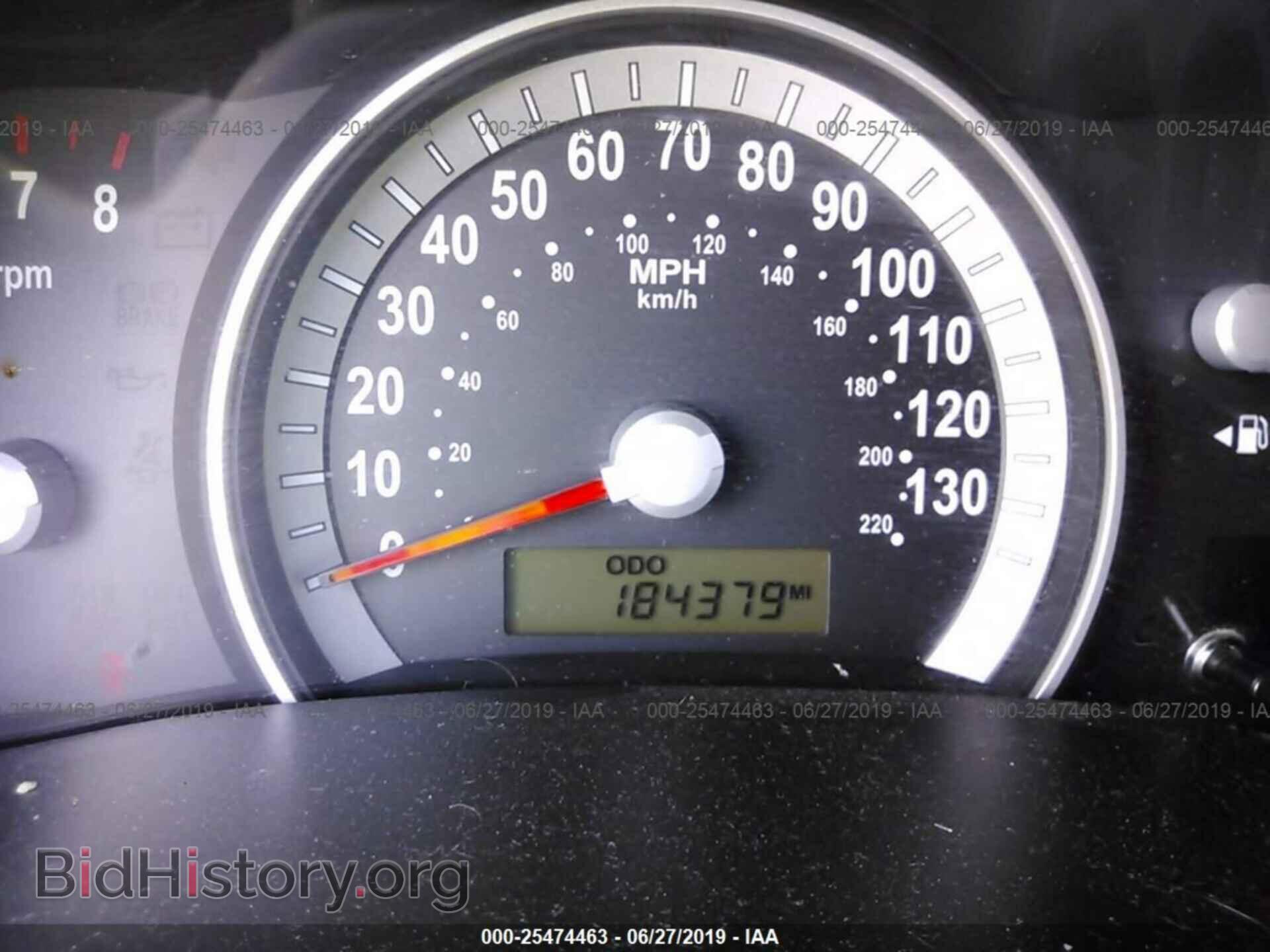 2007 HYUNDAI ENTOURAGE - VIN: KNDMC233676043677 - Фото 7