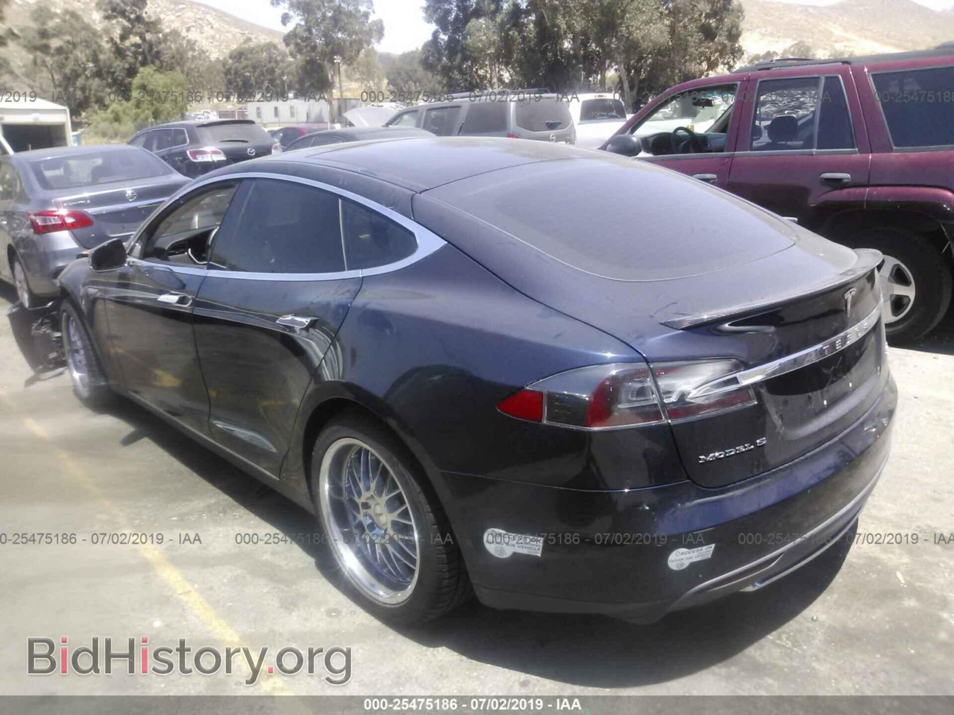 2014 Tesla Model S - VIN: 5YJSA1H11EFP39668 - Photo 3