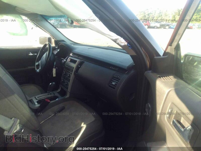 2011 Ford FLEX (VIN 2FMGK5BC4BBD10470) — фото 5 из 10