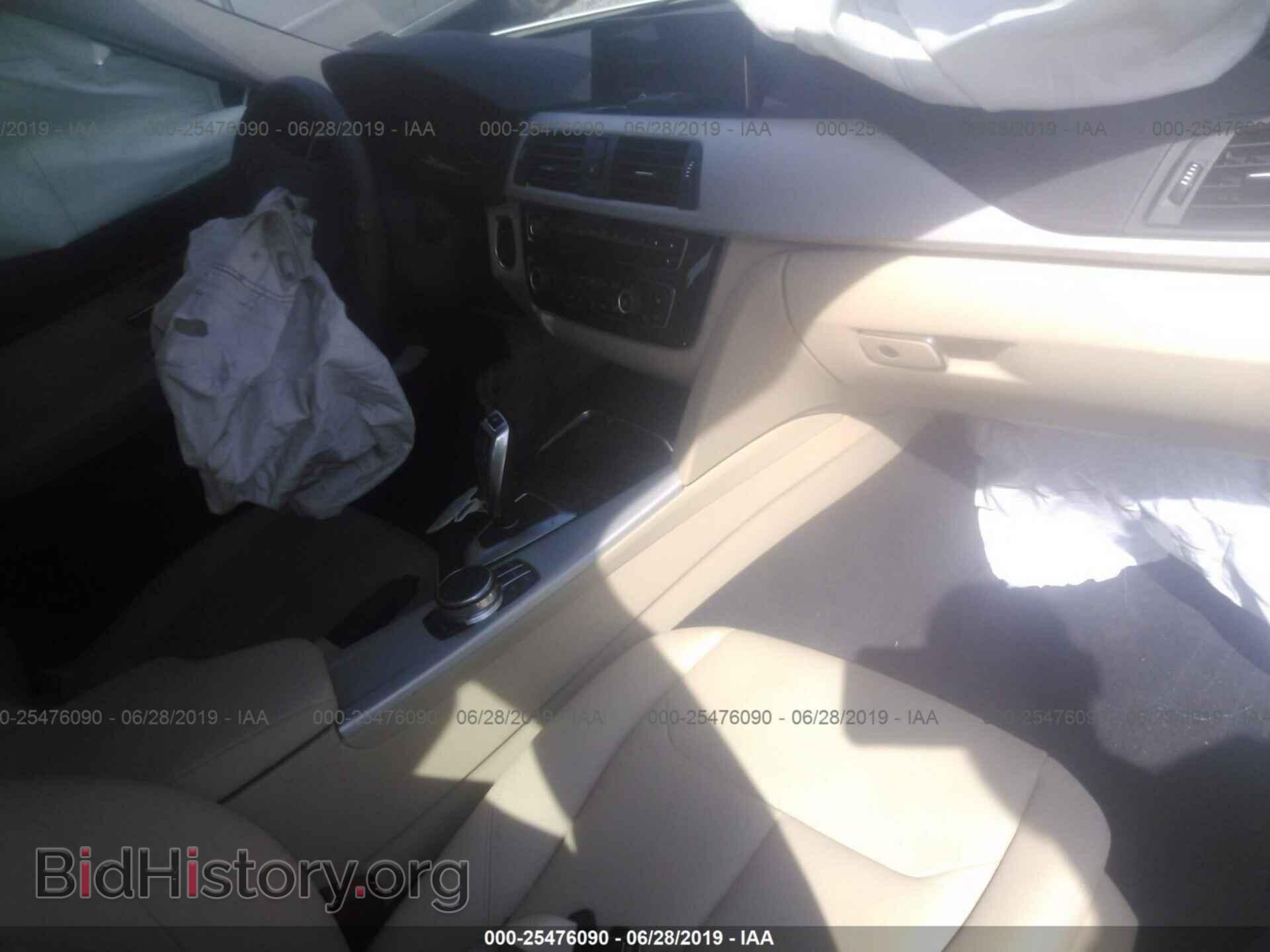 2018 BMW 320 - VIN: WBA8A3C56JA486959 - Photo 5