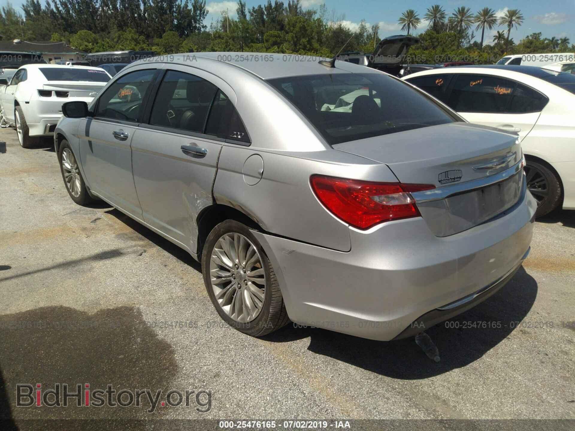 2011 CHRYSLER 200 - VIN: 1C3BC2FG8BN619231 - Фото 3