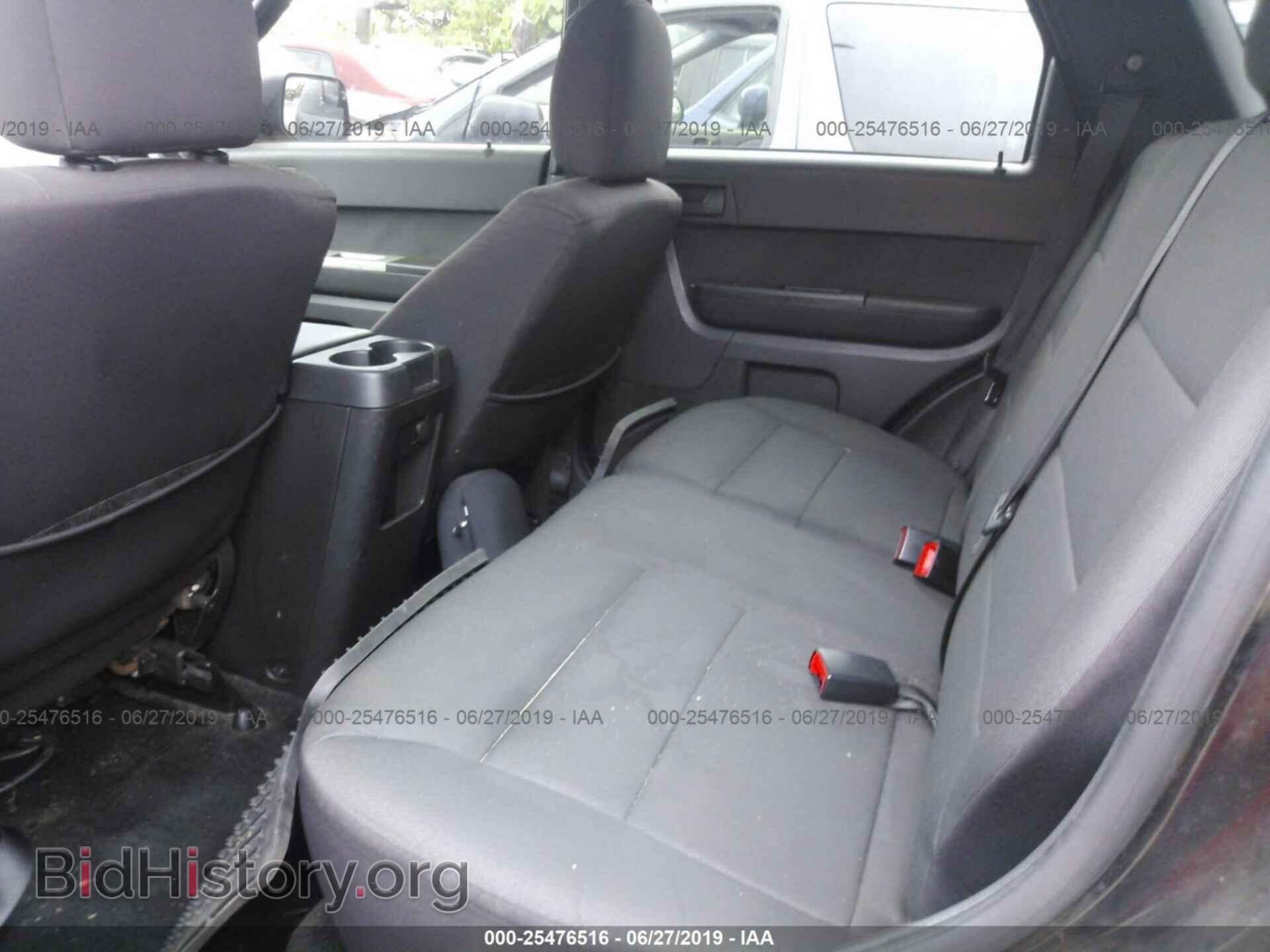 2011 FORD ESCAPE - VIN: 1FMCU0D79BKB91493 - Фото 8