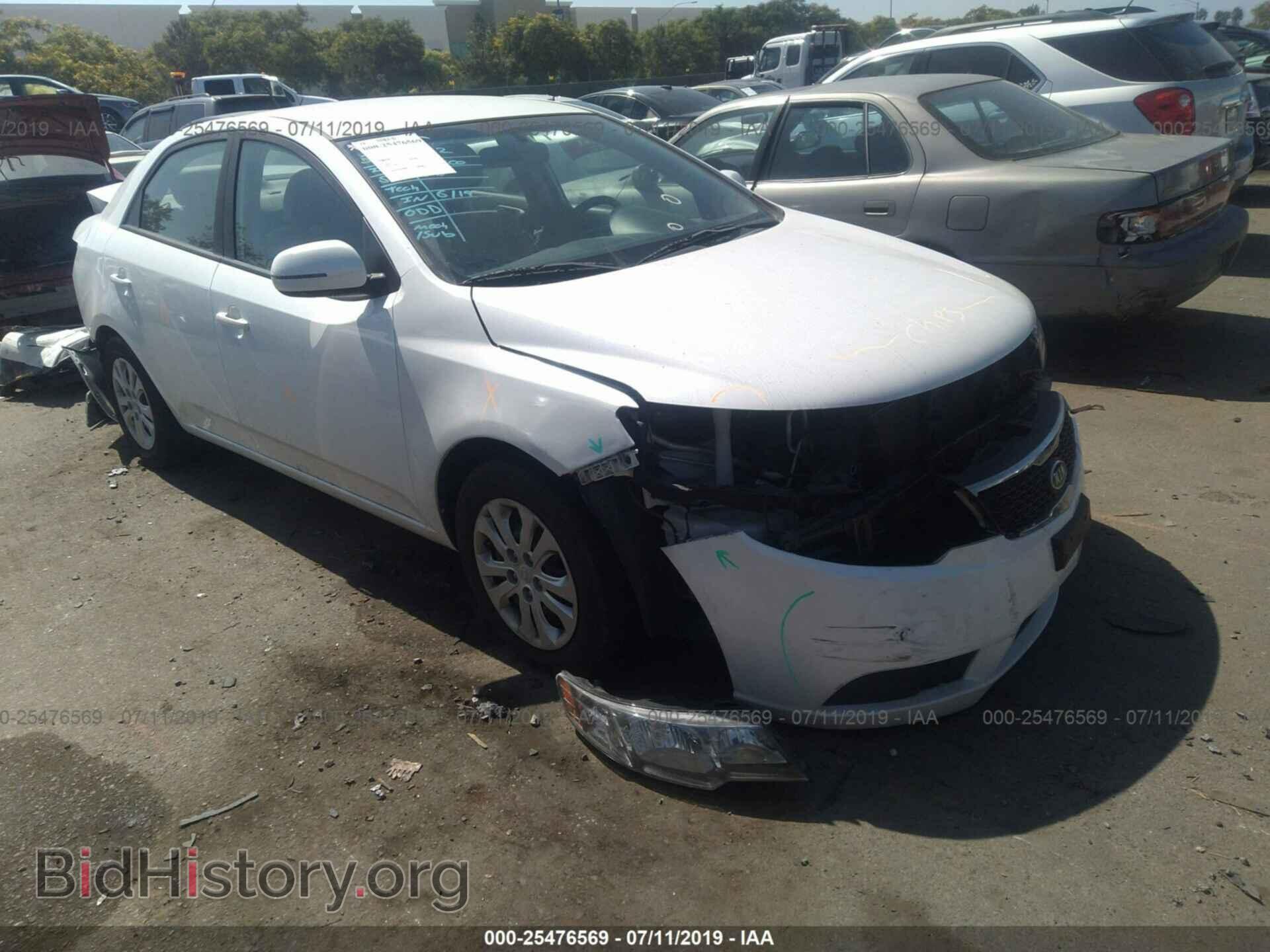 Фотография KNAFU4A23B5319420 - KIA FORTE 2011