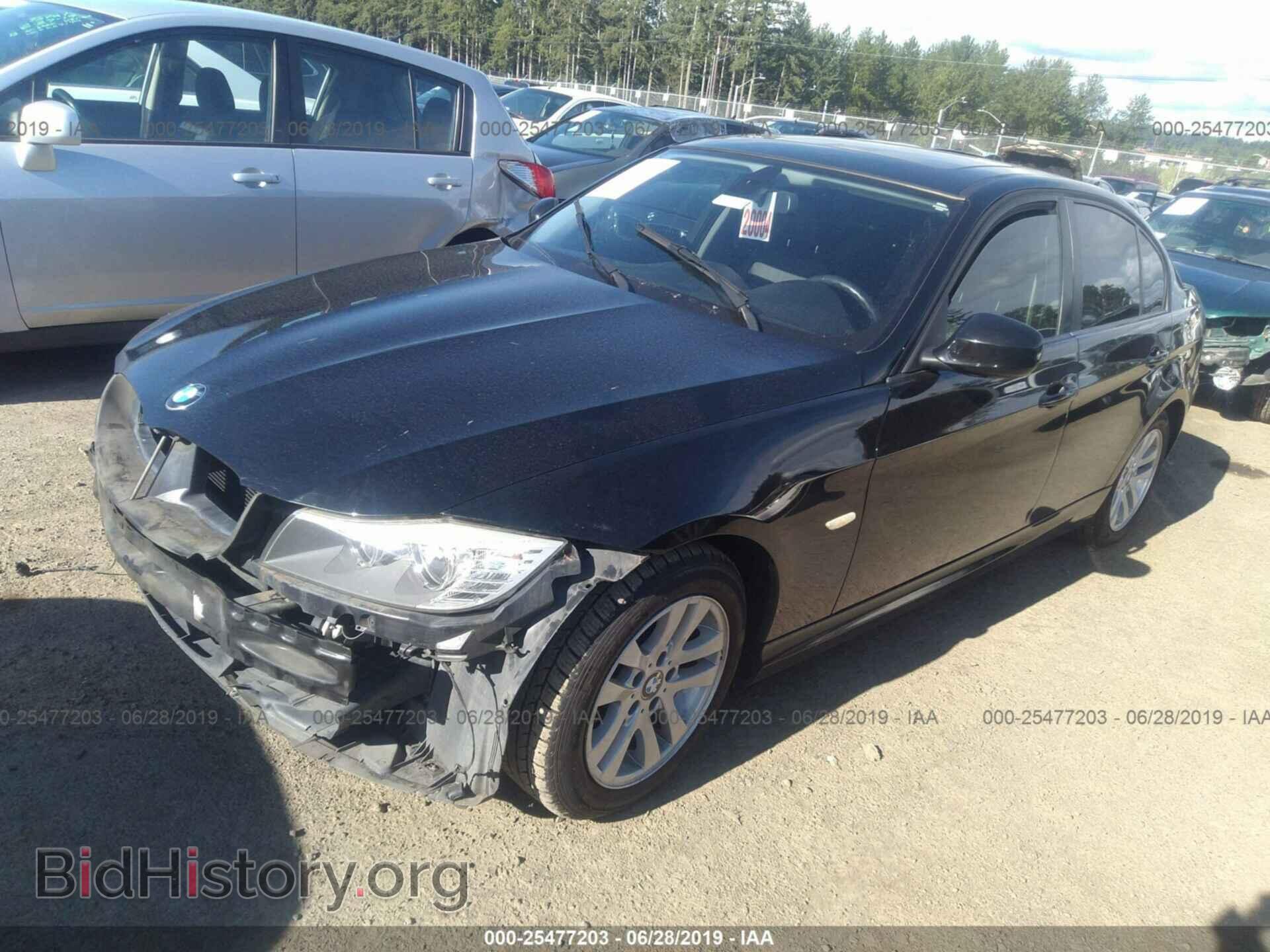 2010 BMW 328 - VIN: WBAPH7G53ANM53371 - Фото 2